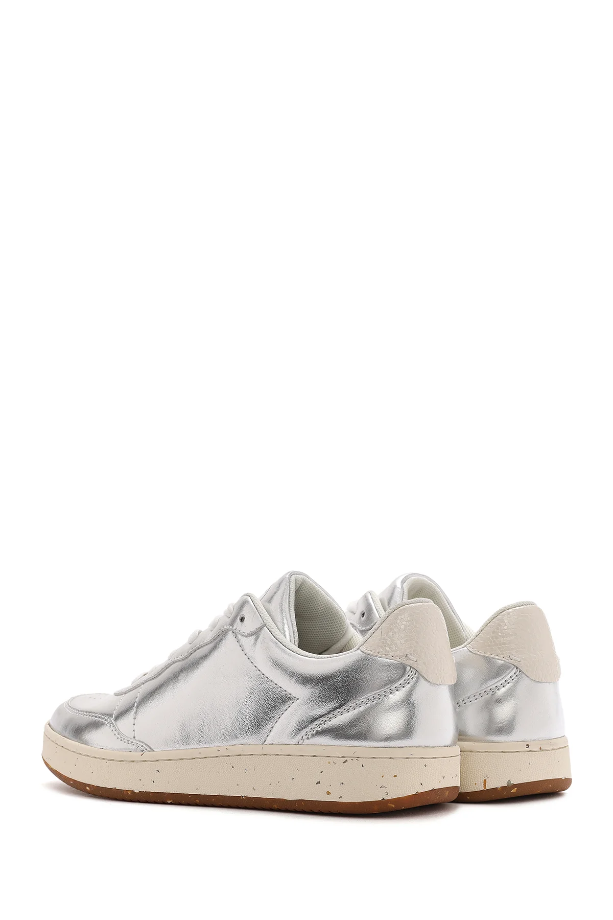 ACBC x Derimod Kadın Gri Metalik Bağcıklı Sneaker - Image 5