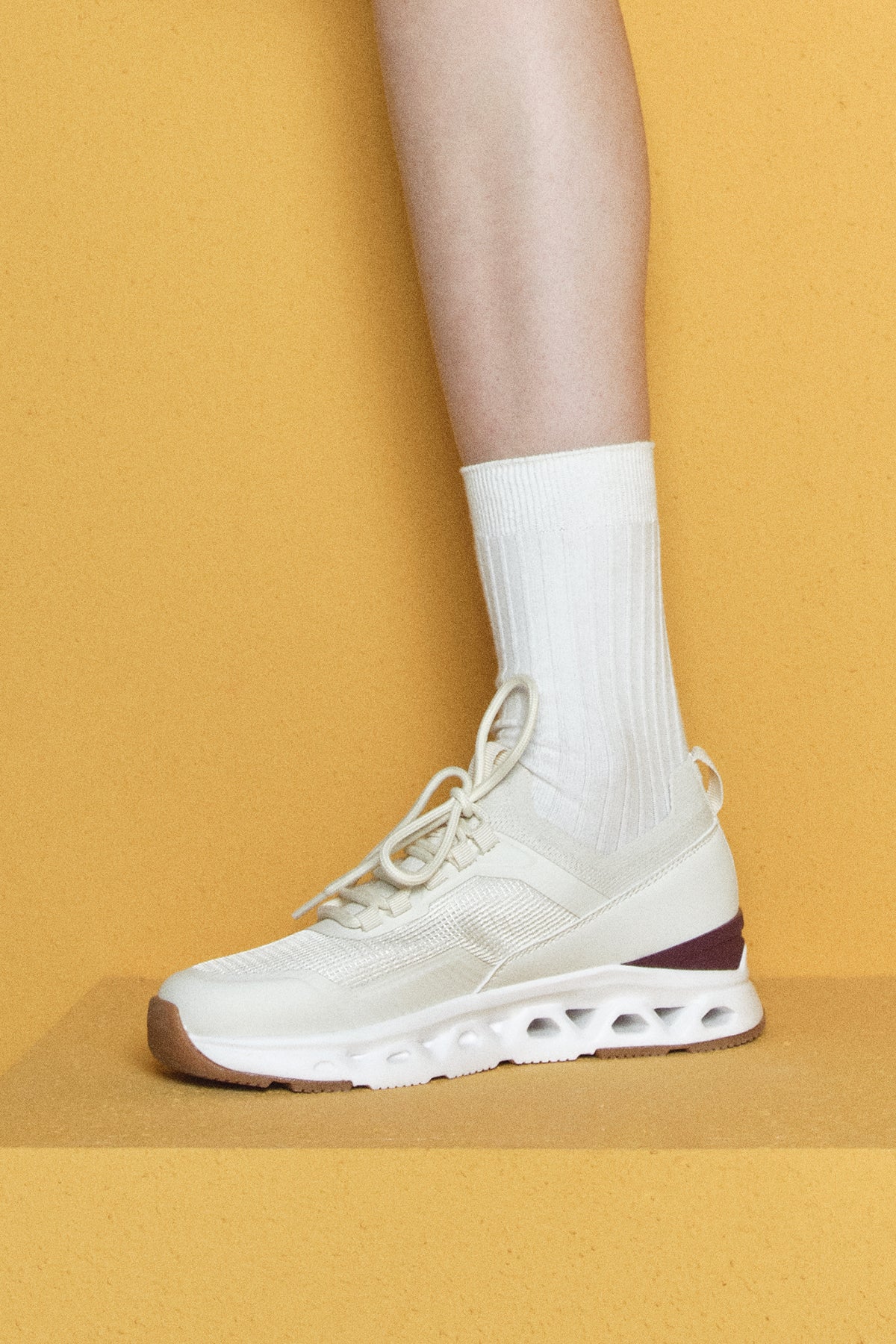 Derimod Zero Kadın Krem Bağcıklı Kumaş Sneaker - Image 4