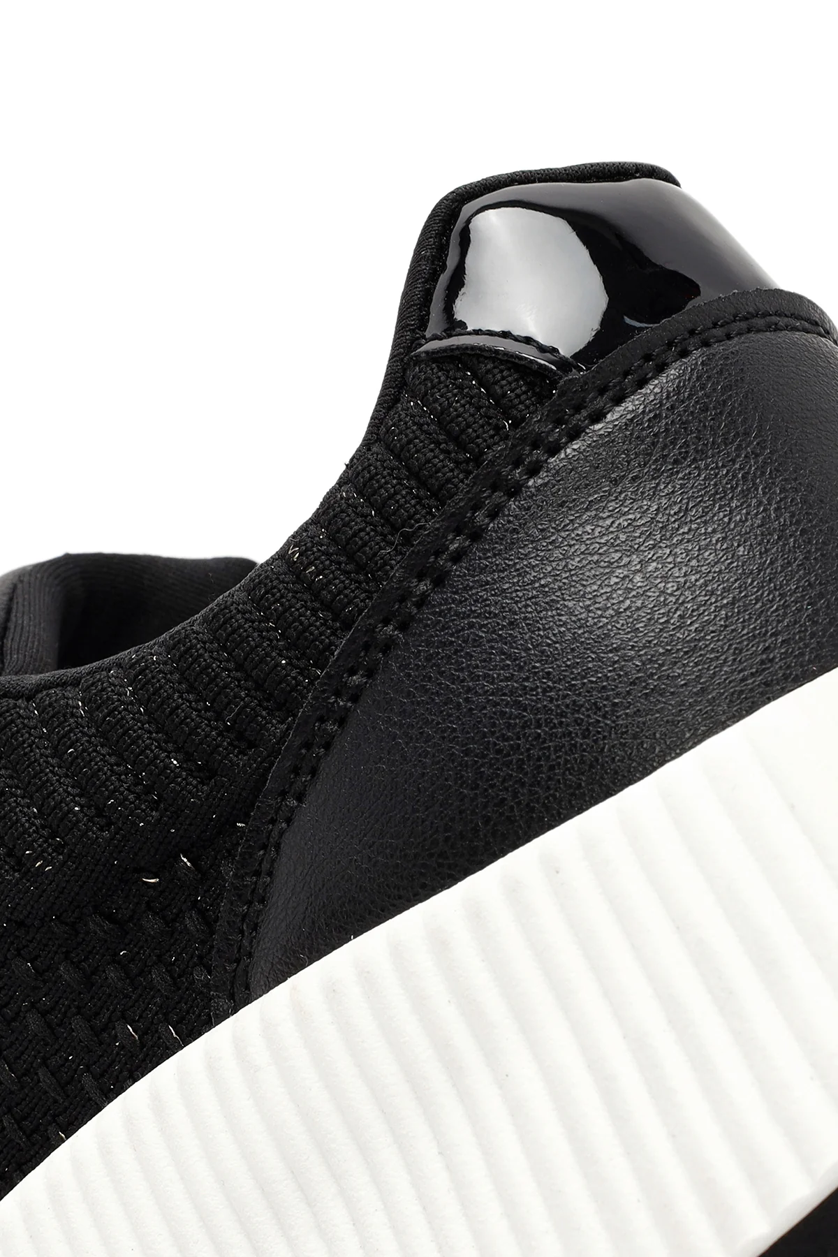 Derimod Zero Kadın Siyah Bağcıklı Kalın Tabanlı Kumaş Sneaker - Image 9