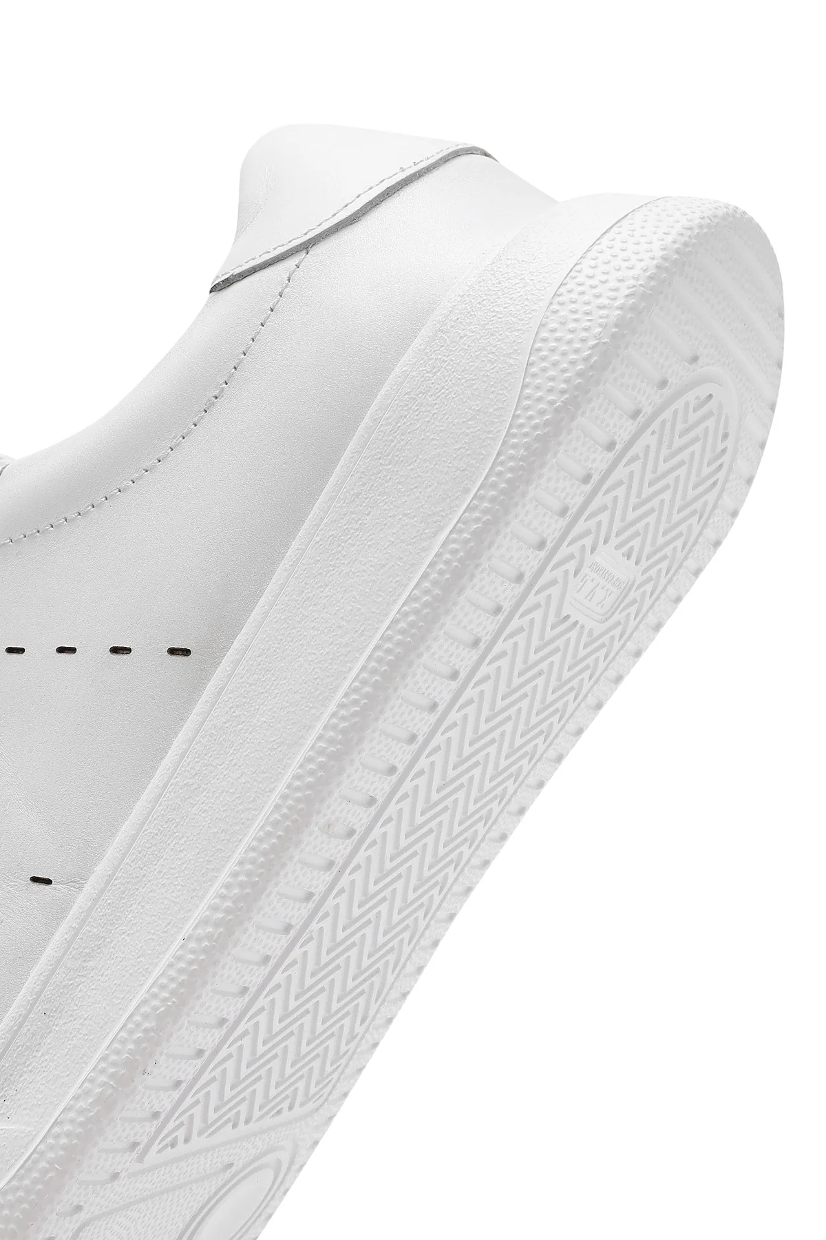 Erkek Beyaz Bağcıklı Deri Sneaker - Image 8