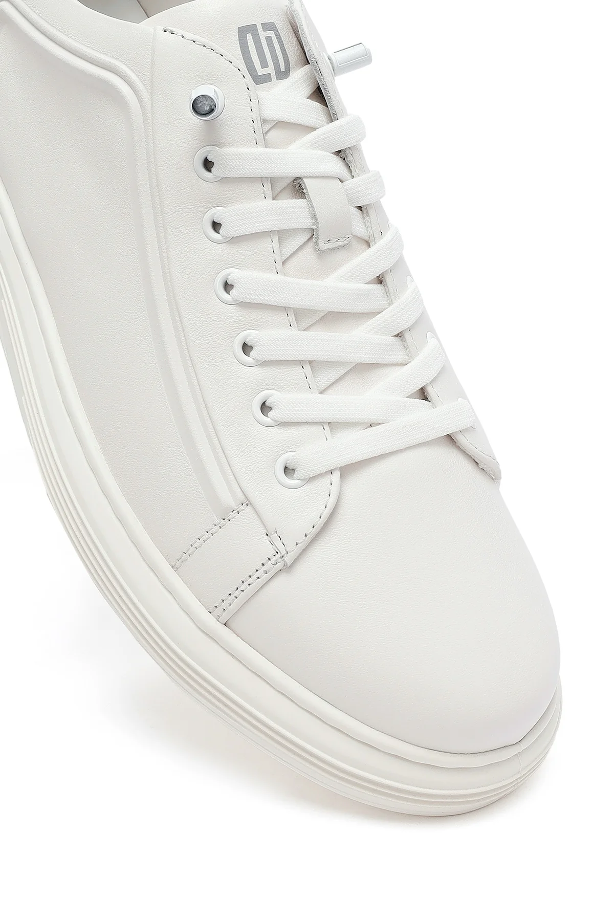 Erkek Beyaz Bağcıklı Deri Sneaker - Image 11