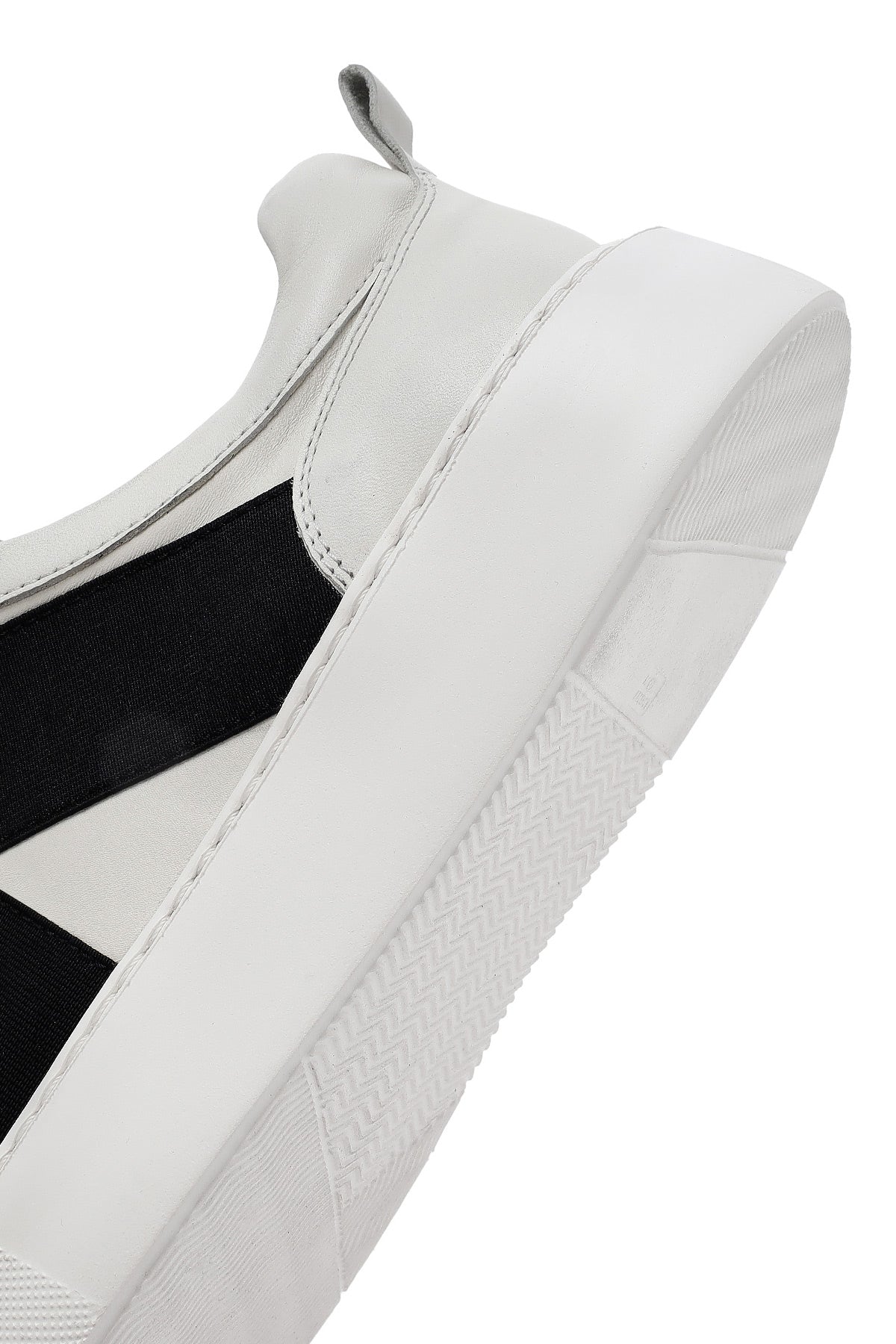 Erkek Beyaz Bağcıklı Kalın Tabanlı Deri Sneaker - Image 8