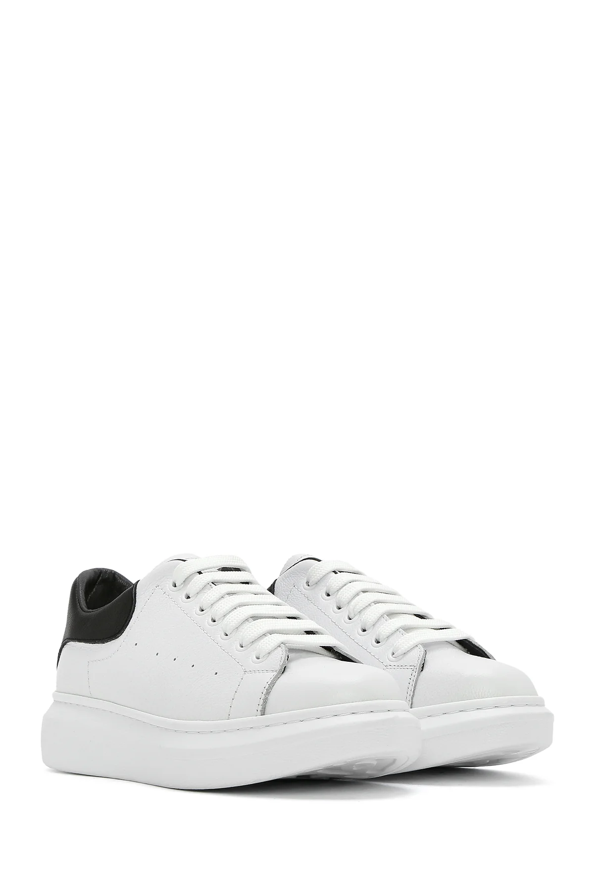 Erkek Beyaz Bağcıklı Kalın Tabanlı Deri Sneaker - Image 3