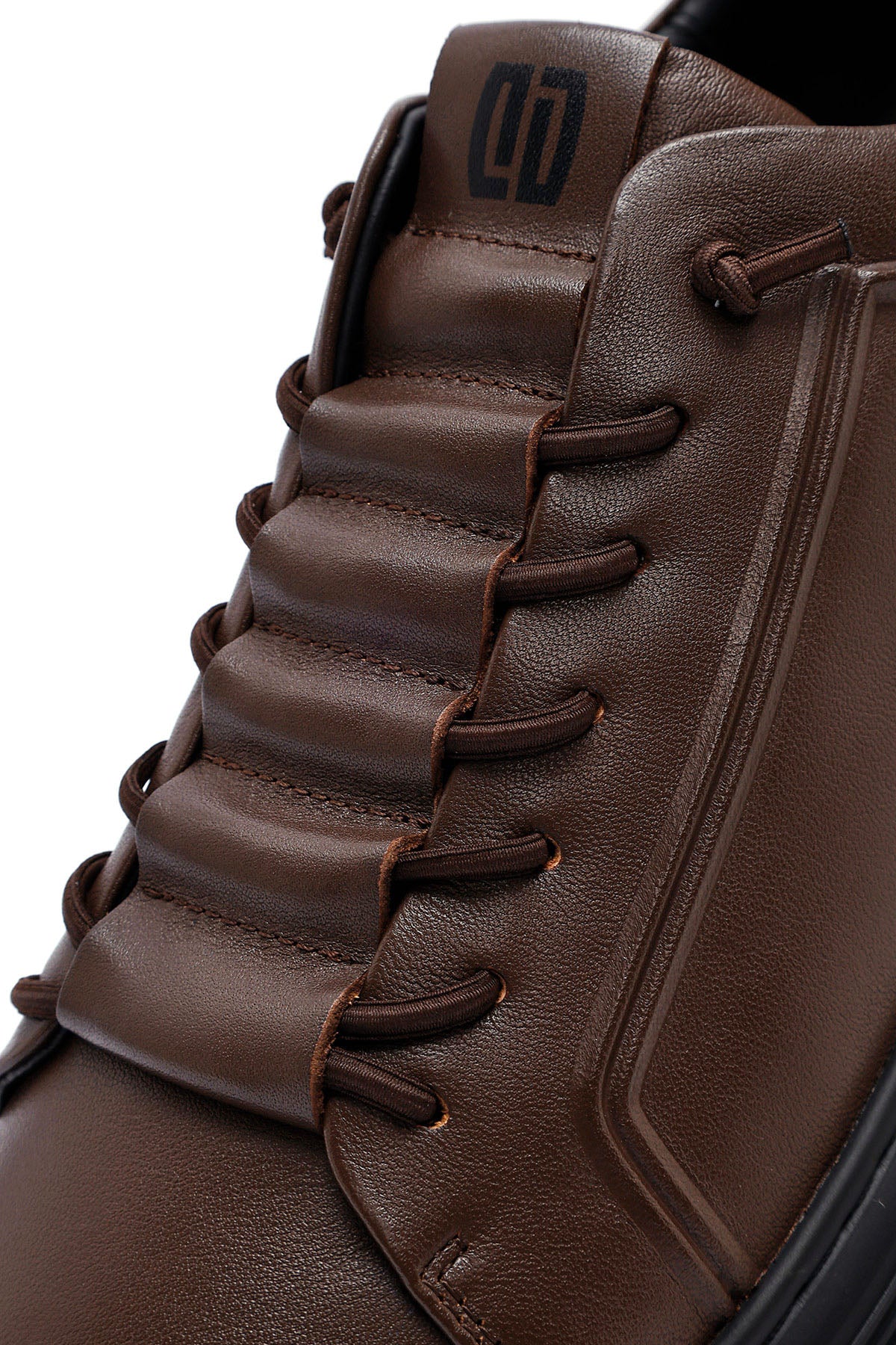 Erkek Kahverengi Bağcıklı Deri Sneaker - Image 9
