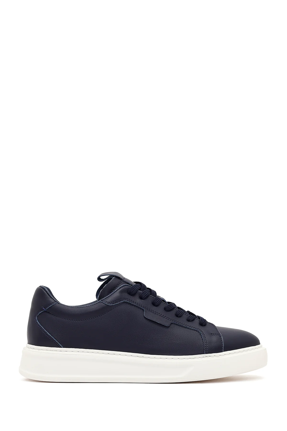 Erkek Lacivert Bağcıklı Kalın Tabanlı Deri Sneaker