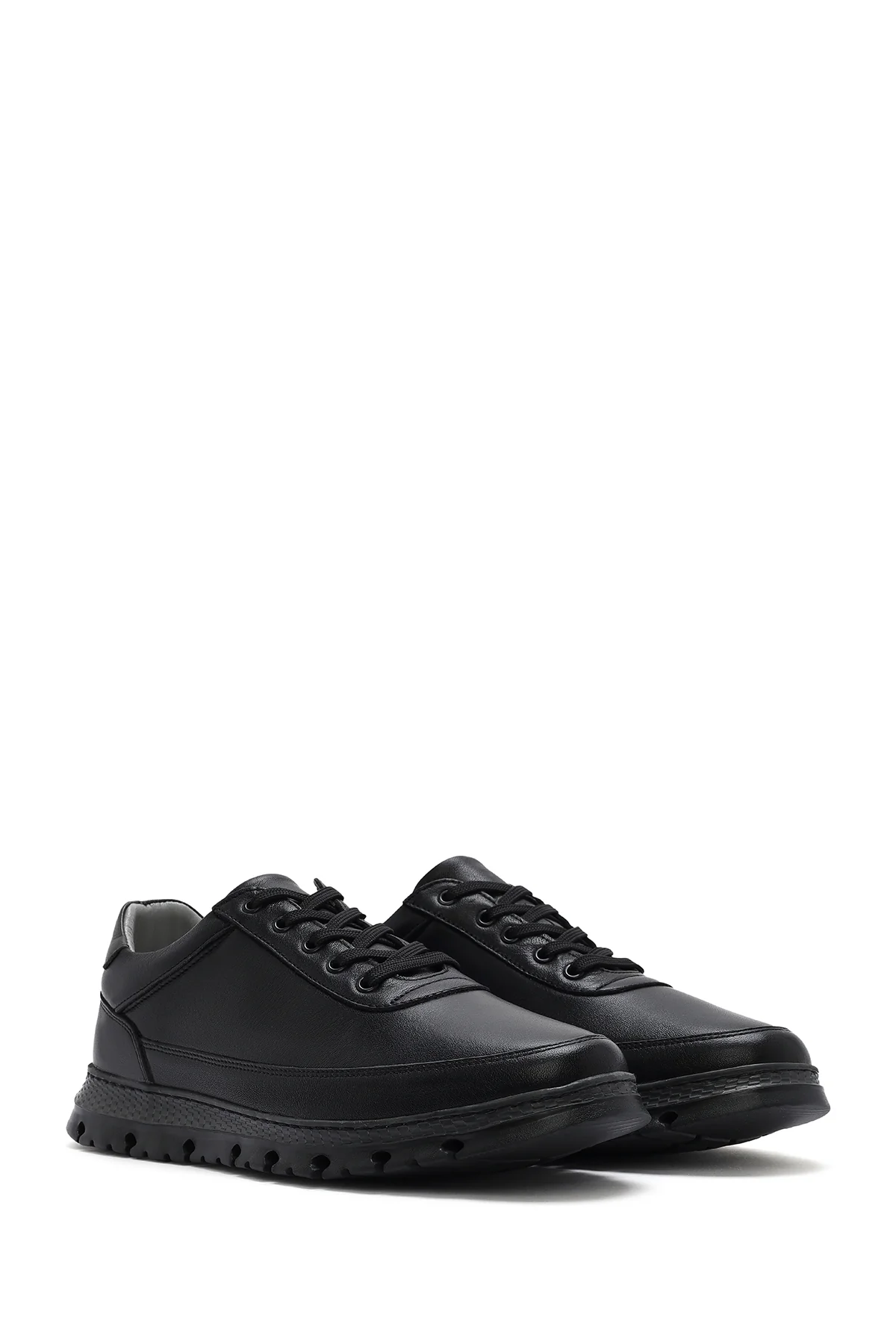 Erkek Siyah Bağcıklı Deri Casual Sneaker - Image 3