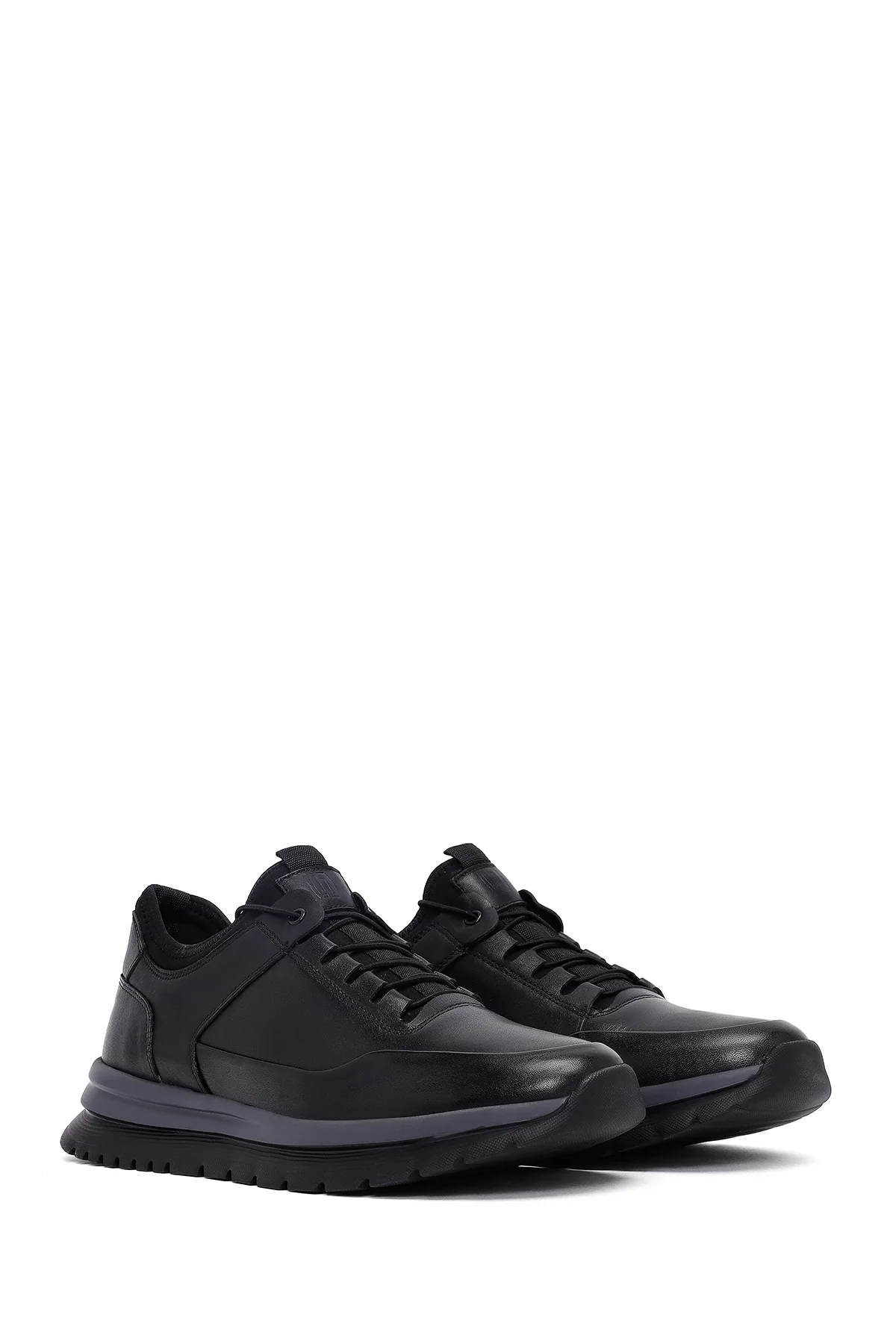 Erkek Siyah Bağcıklı Deri Casual Sneaker - Image 3