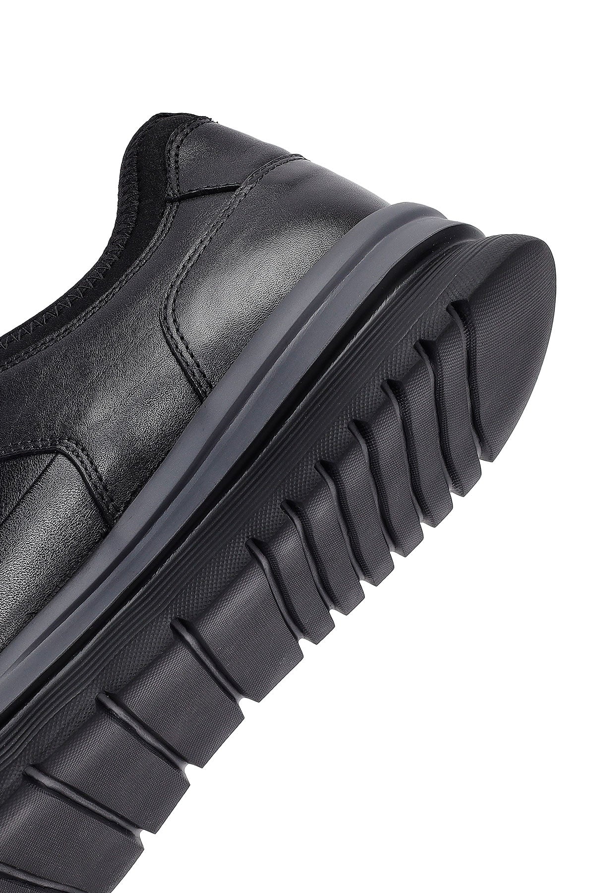 Erkek Siyah Bağcıklı Deri Casual Sneaker - Image 8
