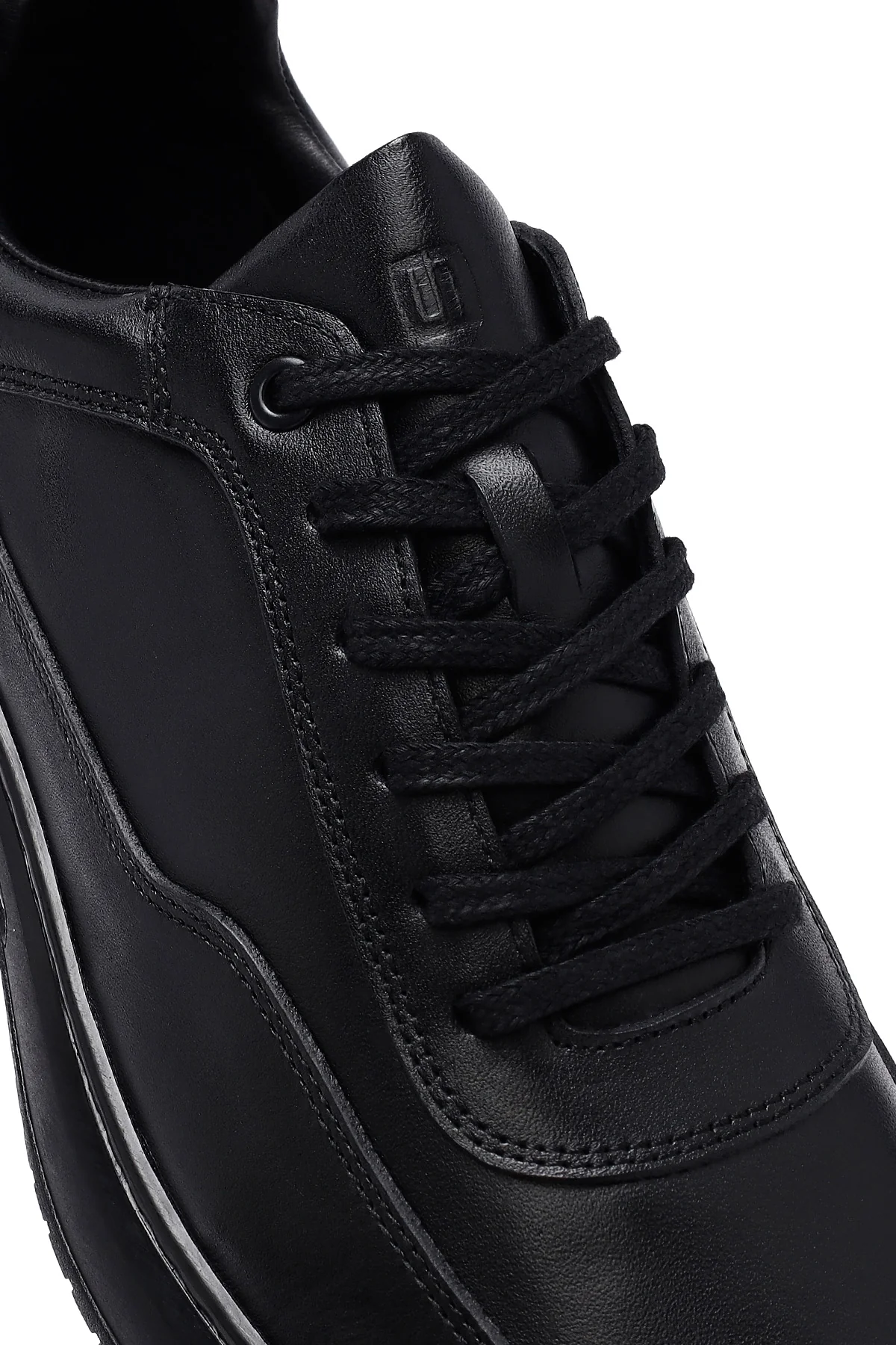 Erkek Siyah Bağcıklı Deri Casual Sneaker - Image 9