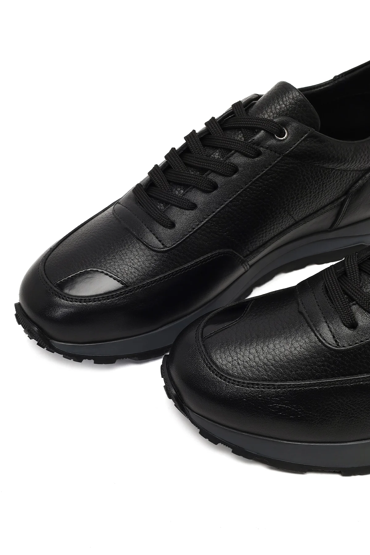 Erkek Siyah Bağcıklı Deri Casual Sneaker - Image 9