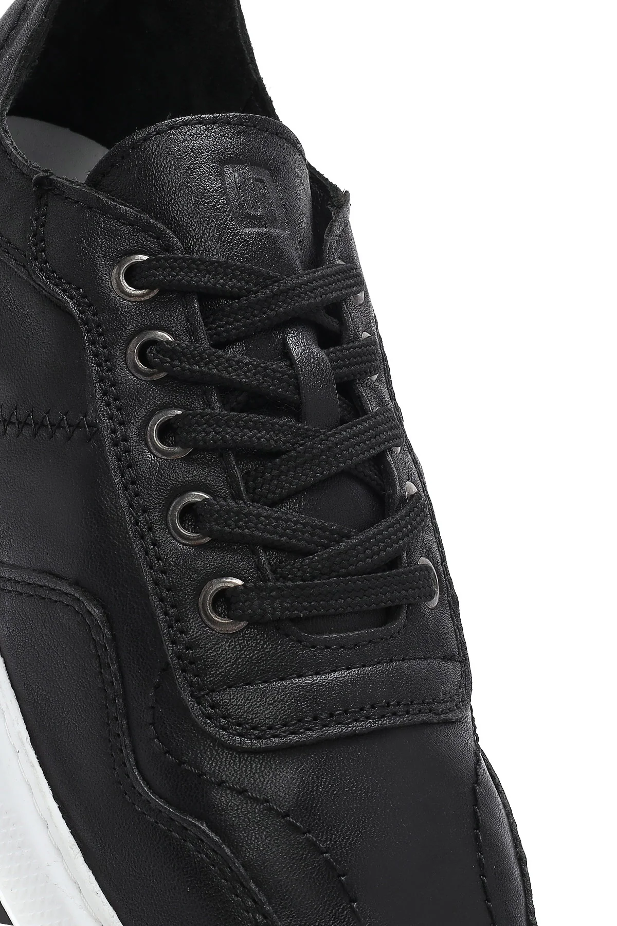 Erkek Siyah Bağcıklı Deri Sneaker - Image 10