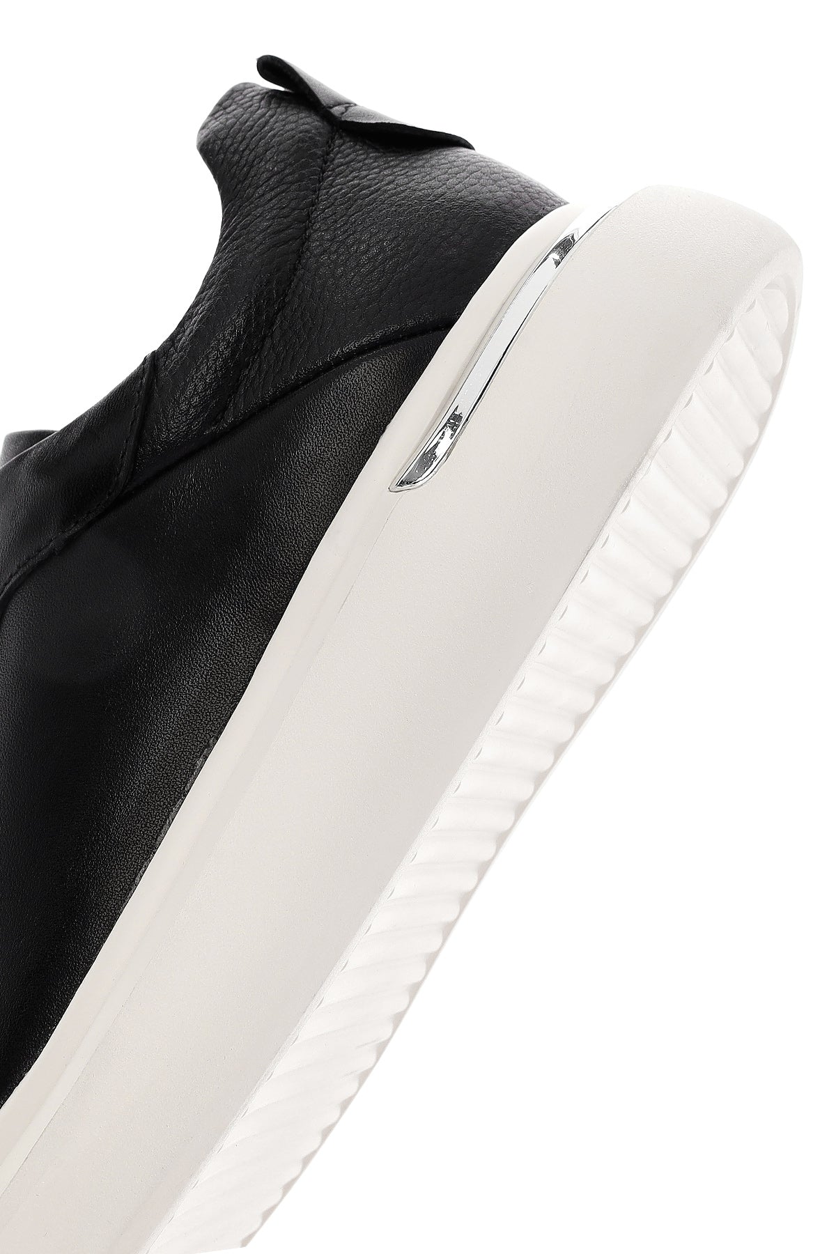 Erkek Siyah Bağcıklı Kalın Tabanlı Deri Sneaker - Image 8