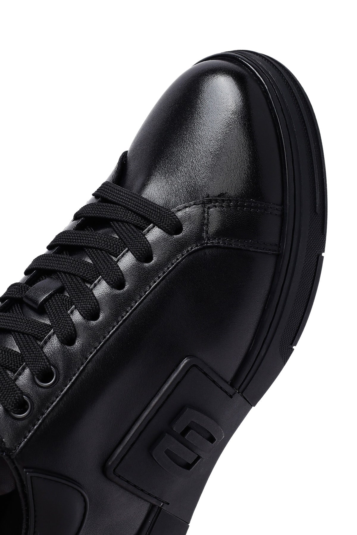 Erkek Siyah Bağcıklı Kalın Tabanlı Deri Sneaker - Image 9