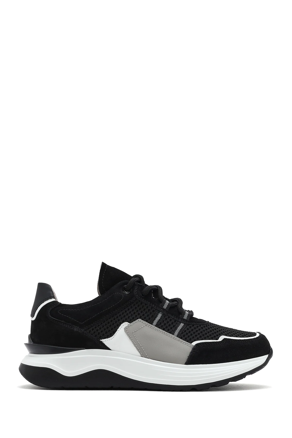 Erkek Siyah Bağcıklı Kalın Tabanlı Deri Sneaker