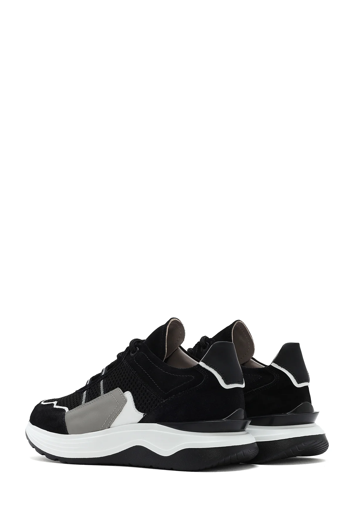 Erkek Siyah Bağcıklı Kalın Tabanlı Deri Sneaker - Image 5