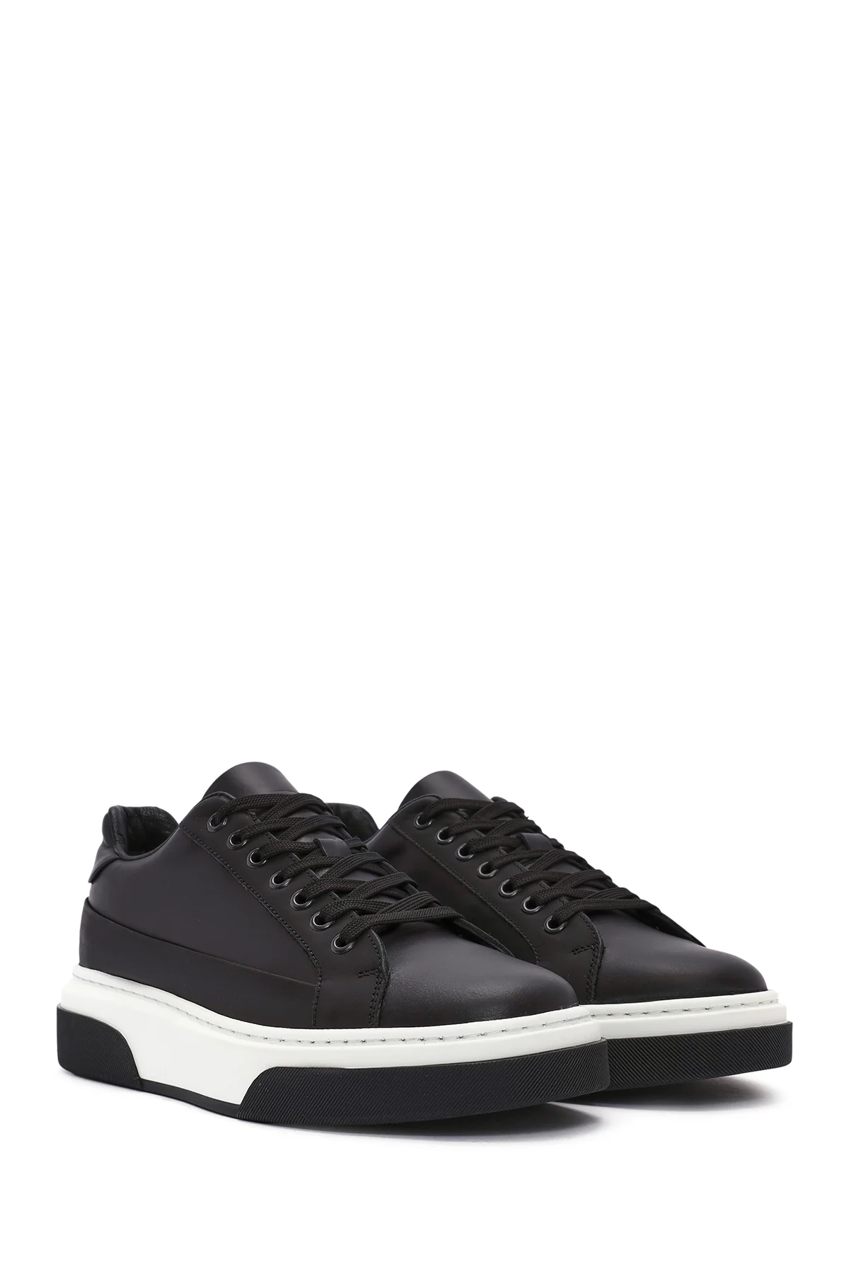 Erkek Siyah Bağcıklı Kalın Tabanlı Deri Sneaker - Image 3