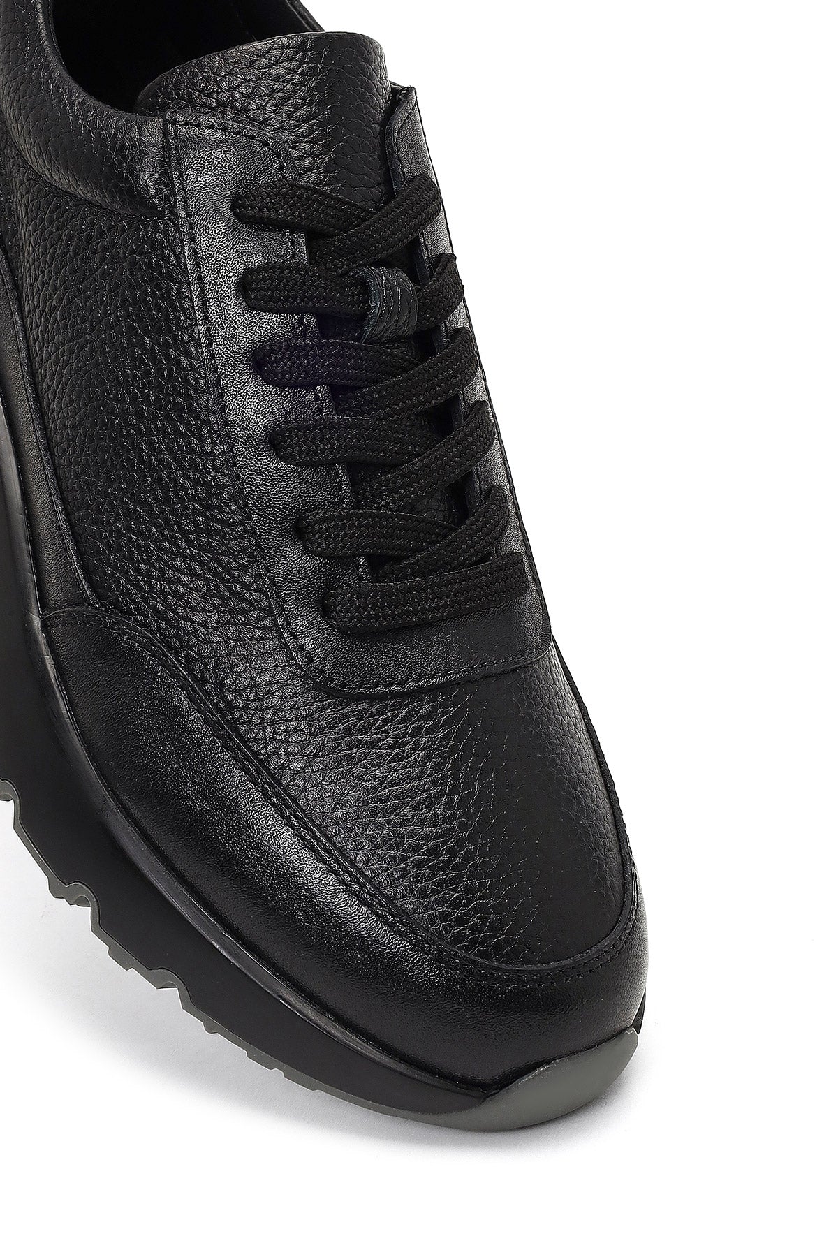 Erkek Siyah Bağcıklı Kalın Tabanlı Deri Sneaker - Image 8