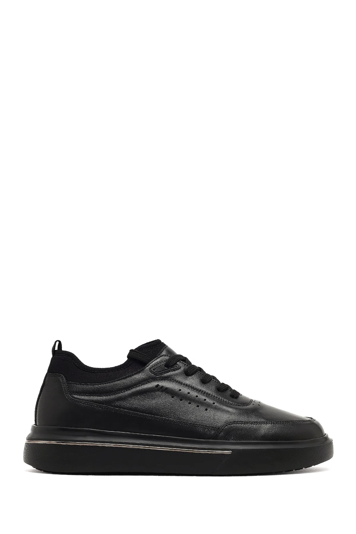 Erkek Siyah Bağcıklı Kalın Tabanlı Deri Sneaker