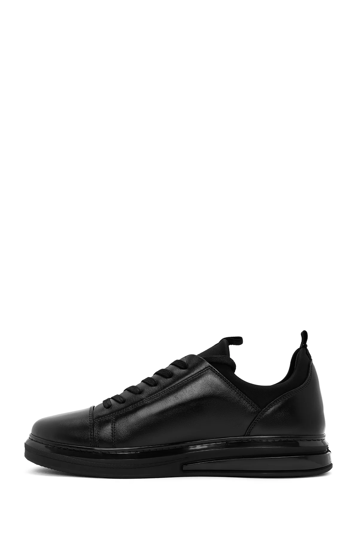 Erkek Siyah Bağcıklı Kalın Tabanlı Deri Sneaker - Image 2