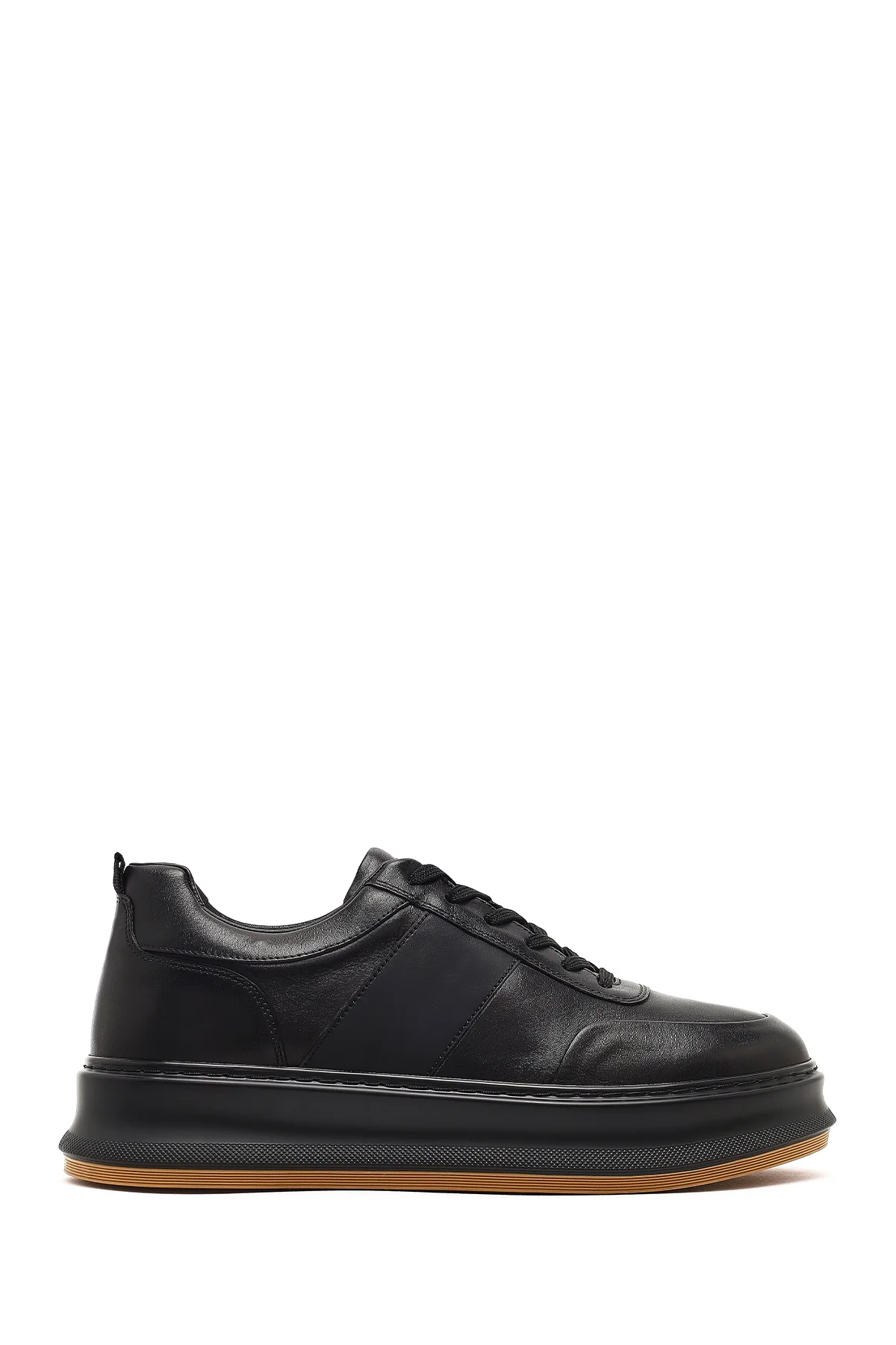 Erkek Siyah Bağcıklı Kalın Tabanlı Deri Sneaker