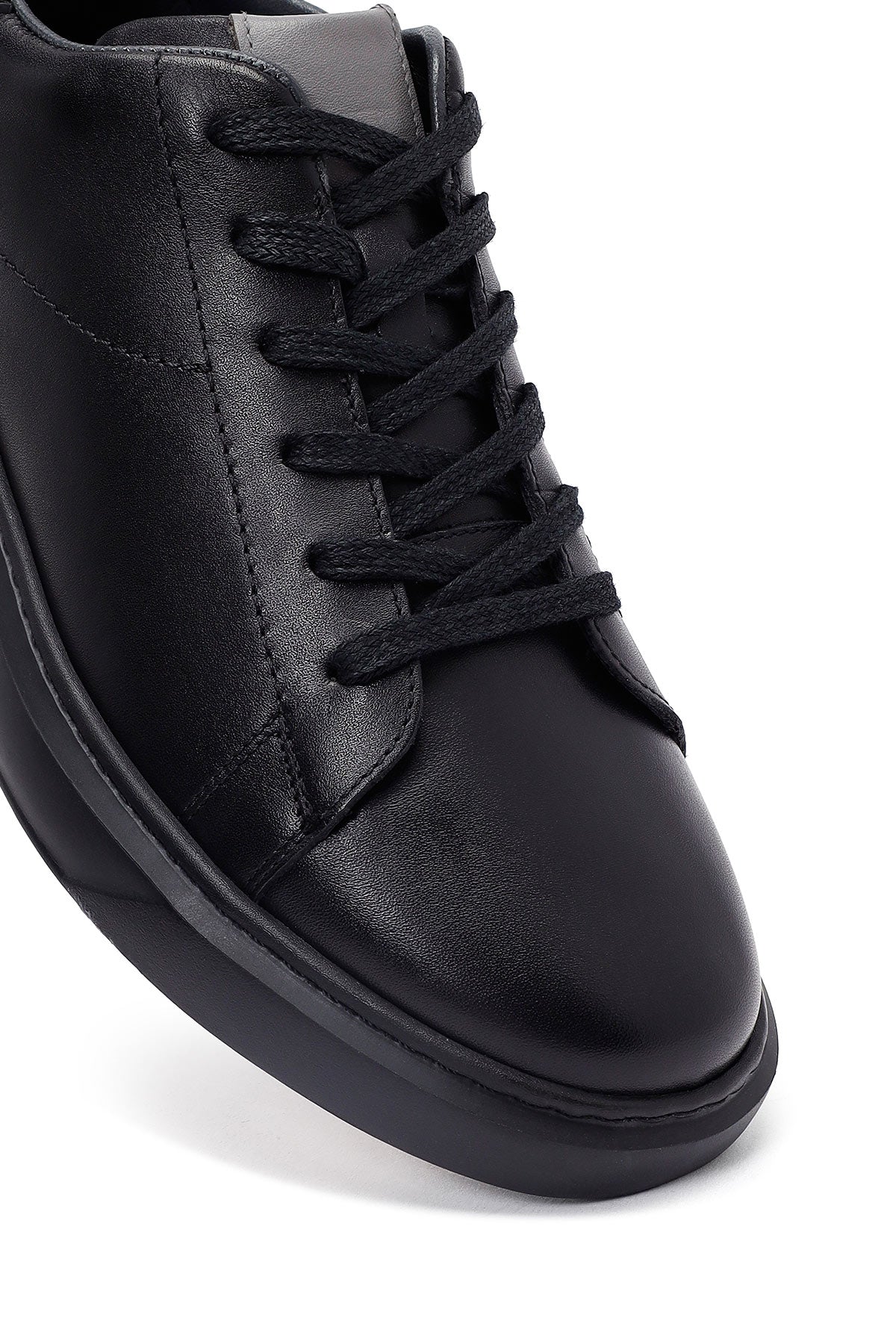 Erkek Siyah Bağcıklı Kalın Tabanlı Deri Sneaker - Image 9