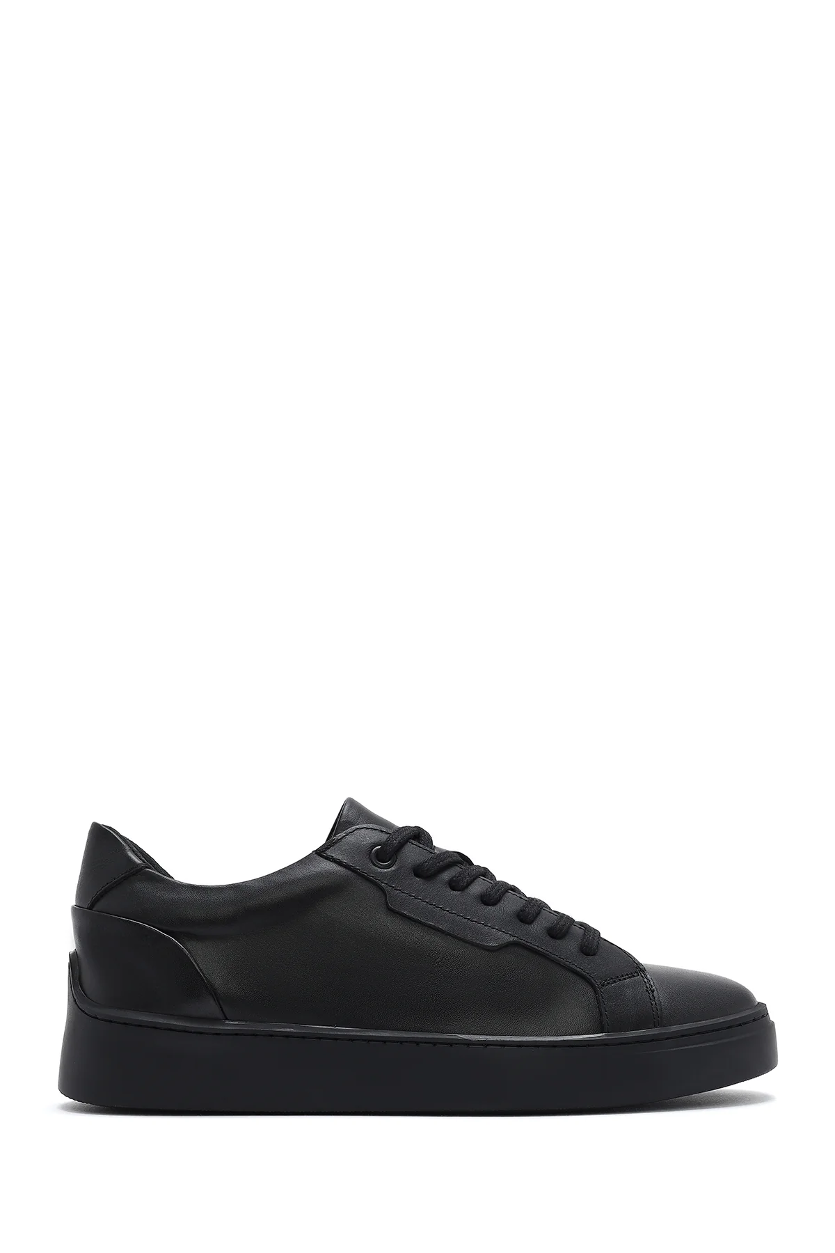 Erkek Siyah Bağcıklı Kalın Tabanlı Deri Sneaker