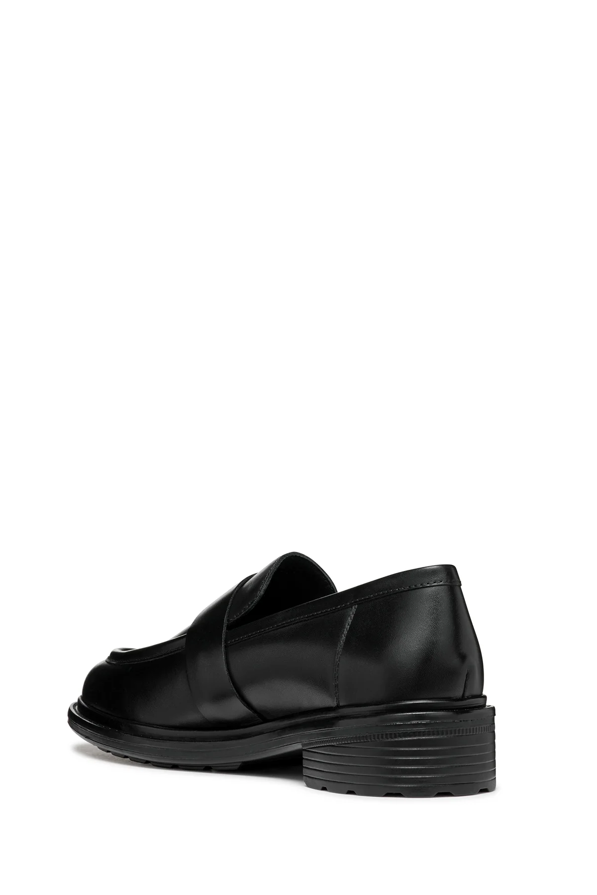 Geox Kadın Siyah Walk Pleasure Deri Maskülen Loafer - Image 4