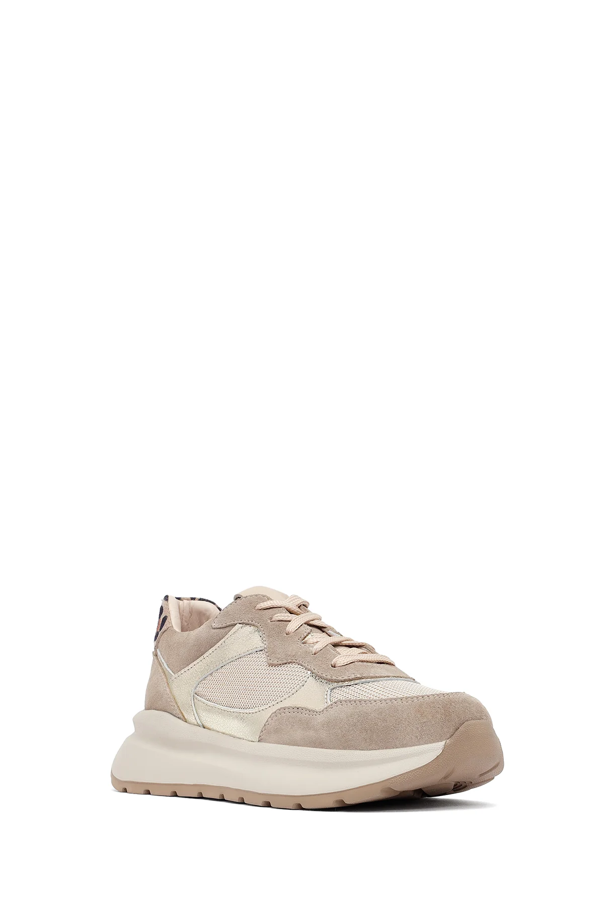 Kadın Bej Bağcıklı Kalın Tabanlı Deri Sneaker - Image 6