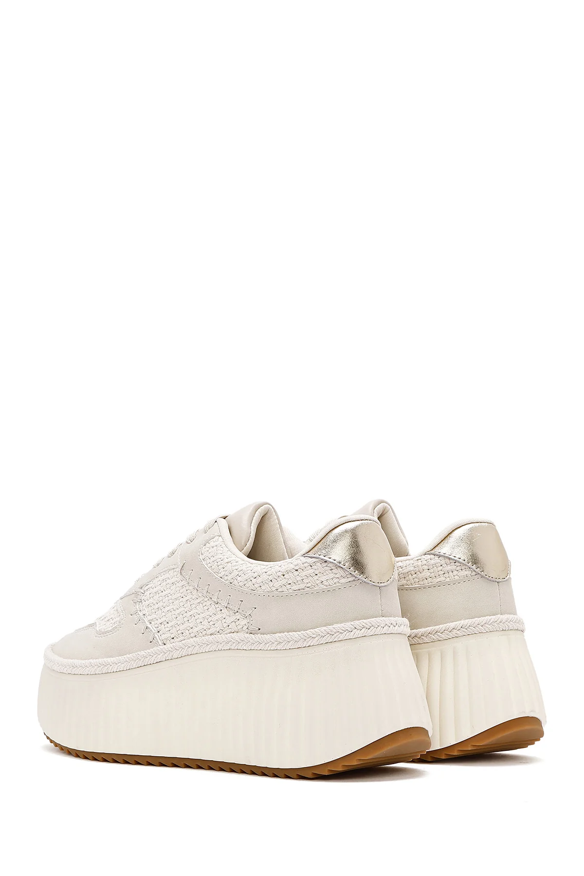 Kadın Bej Bağcıklı Kalın Tabanlı Örgülü Sneaker - Image 5