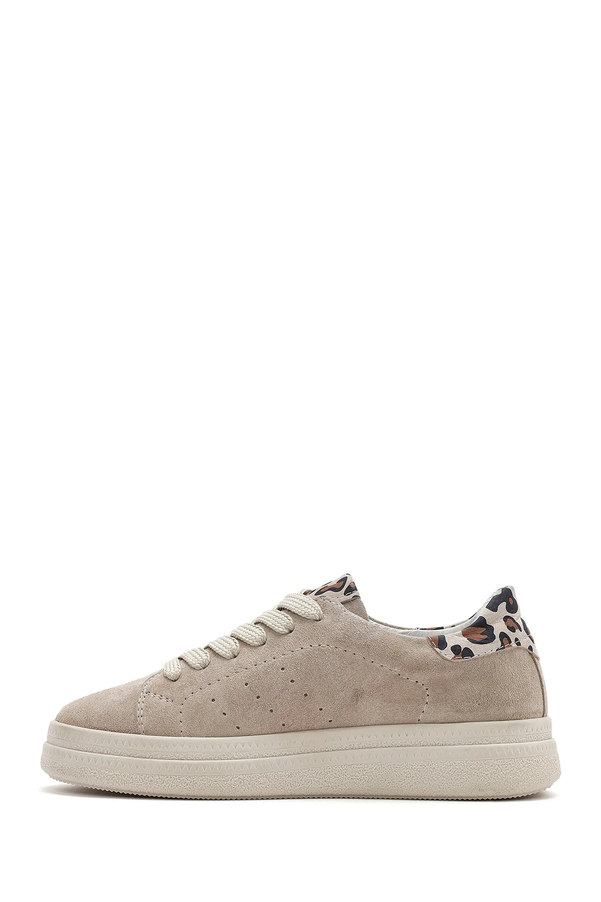 Kadın Bej Bağcıklı Süet Deri Sneaker - Image 2