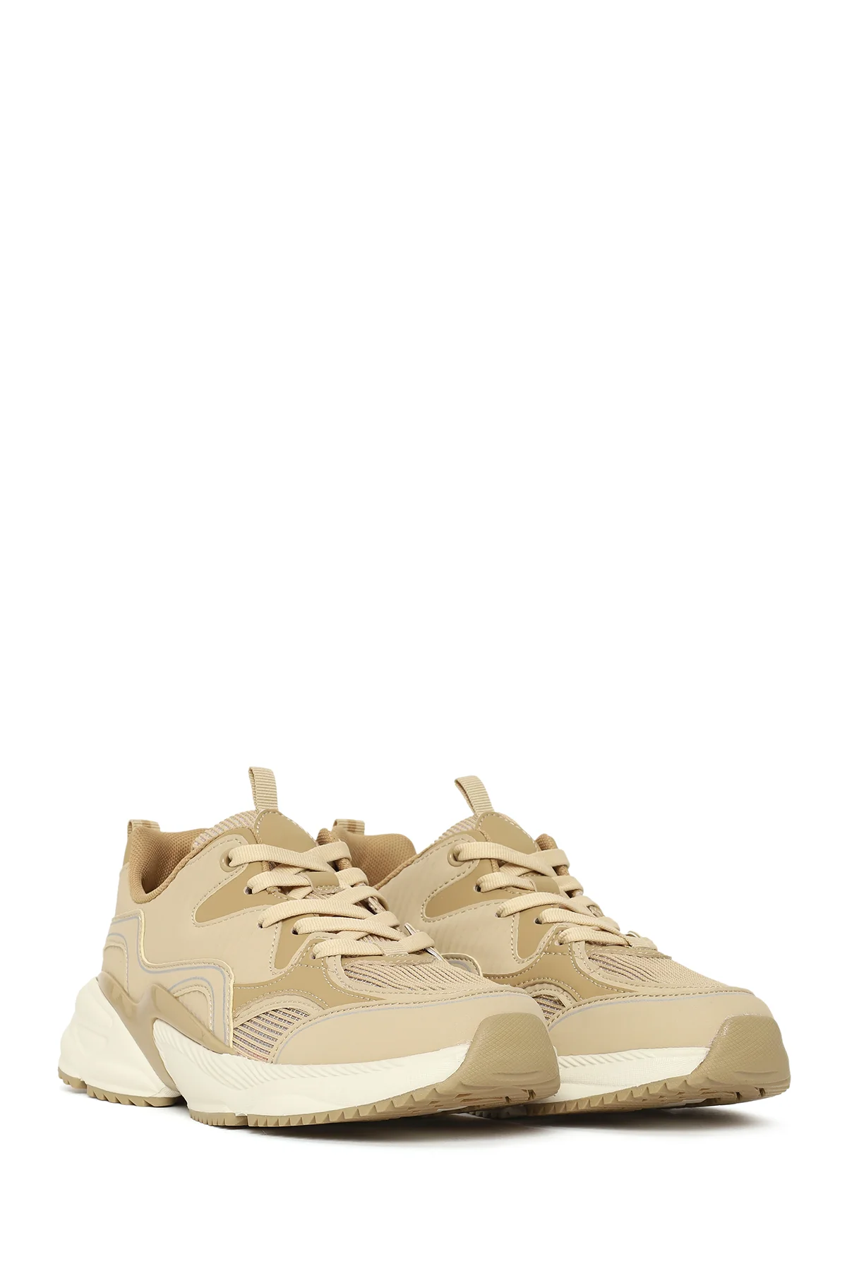 Kadın Bej Kalın Tabanlı Bağcıklı Sneaker - Image 3