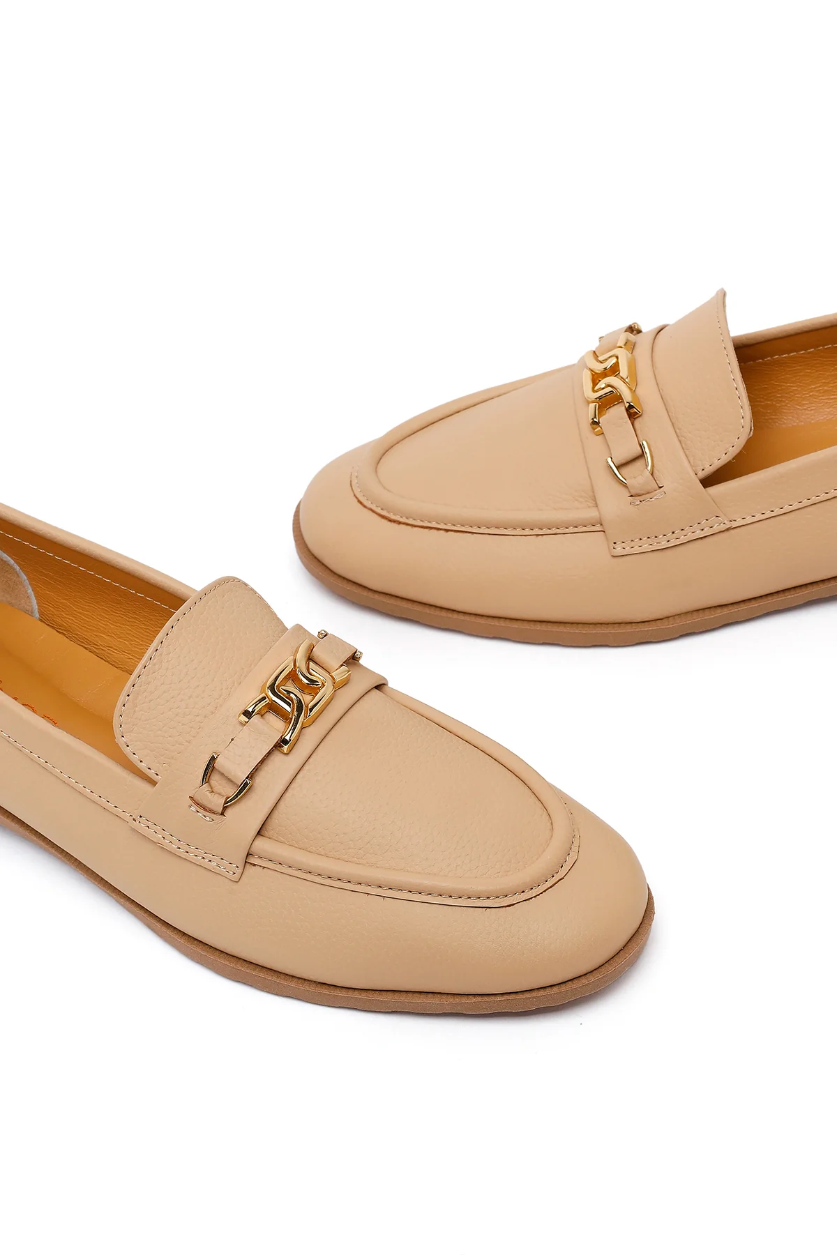 Kadın Bej Tokalı Maskülen Deri Loafer - Image 11
