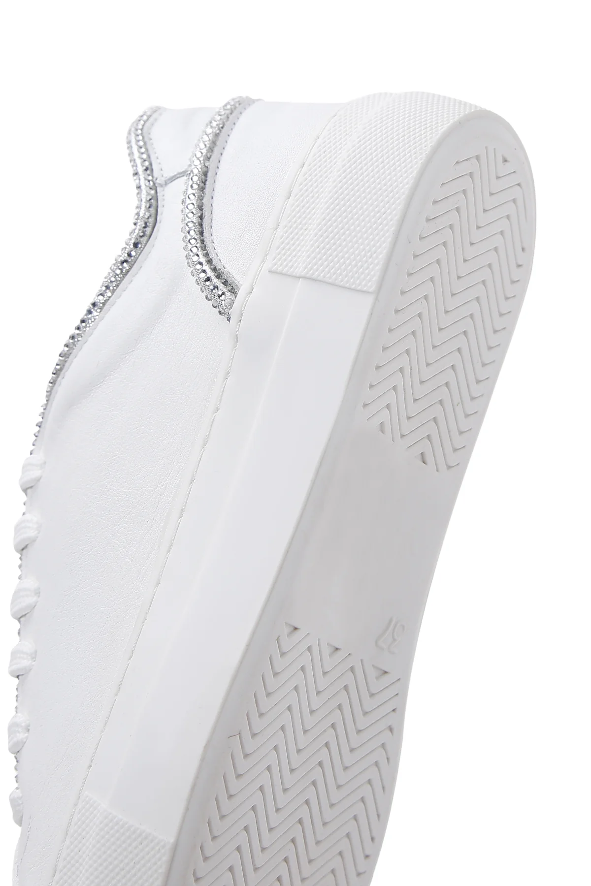Kadın Beyaz Bağcıklı Deri Sneaker - Image 8