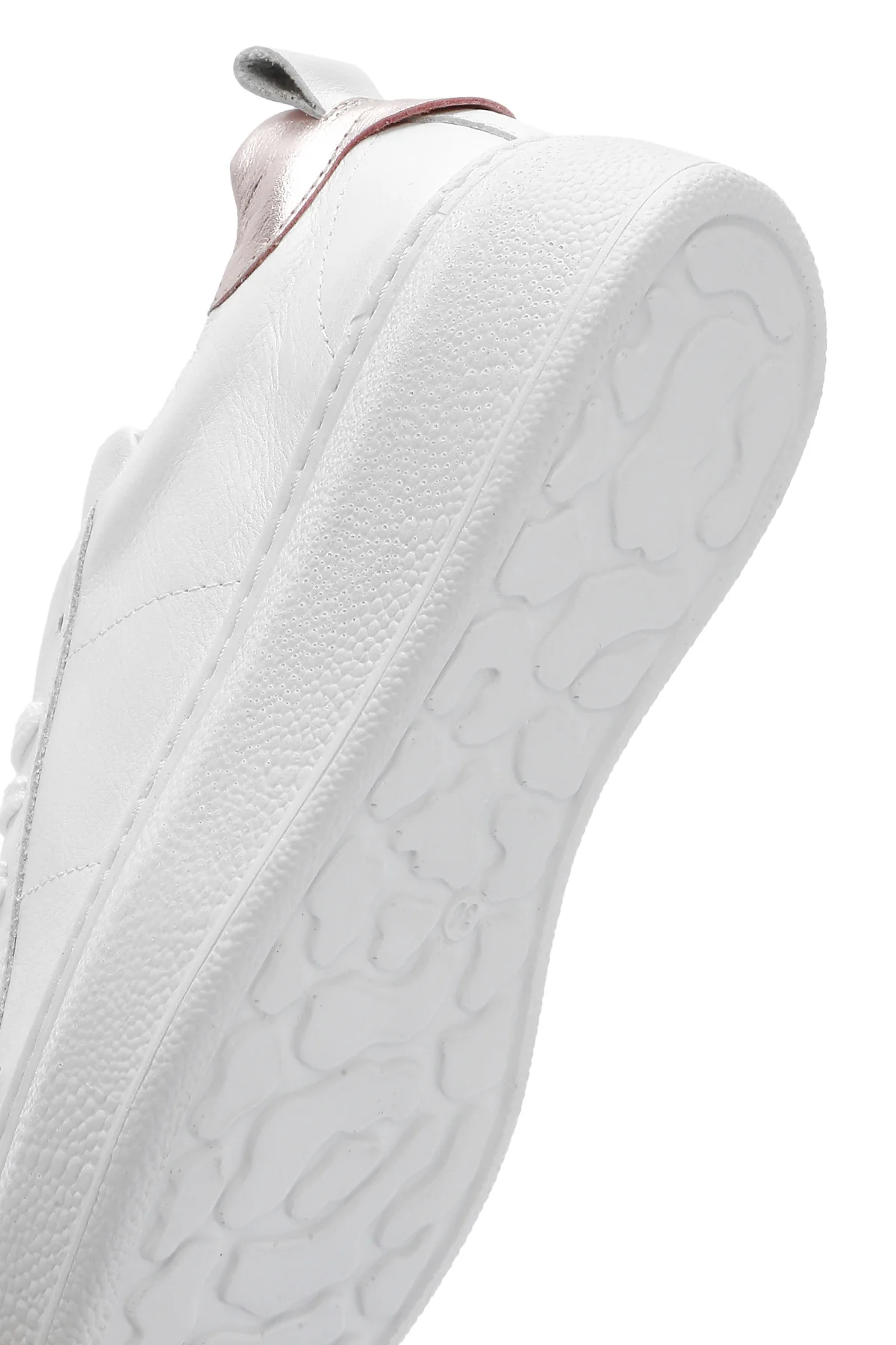 Kadın Beyaz Bağcıklı Deri Sneaker - Image 8