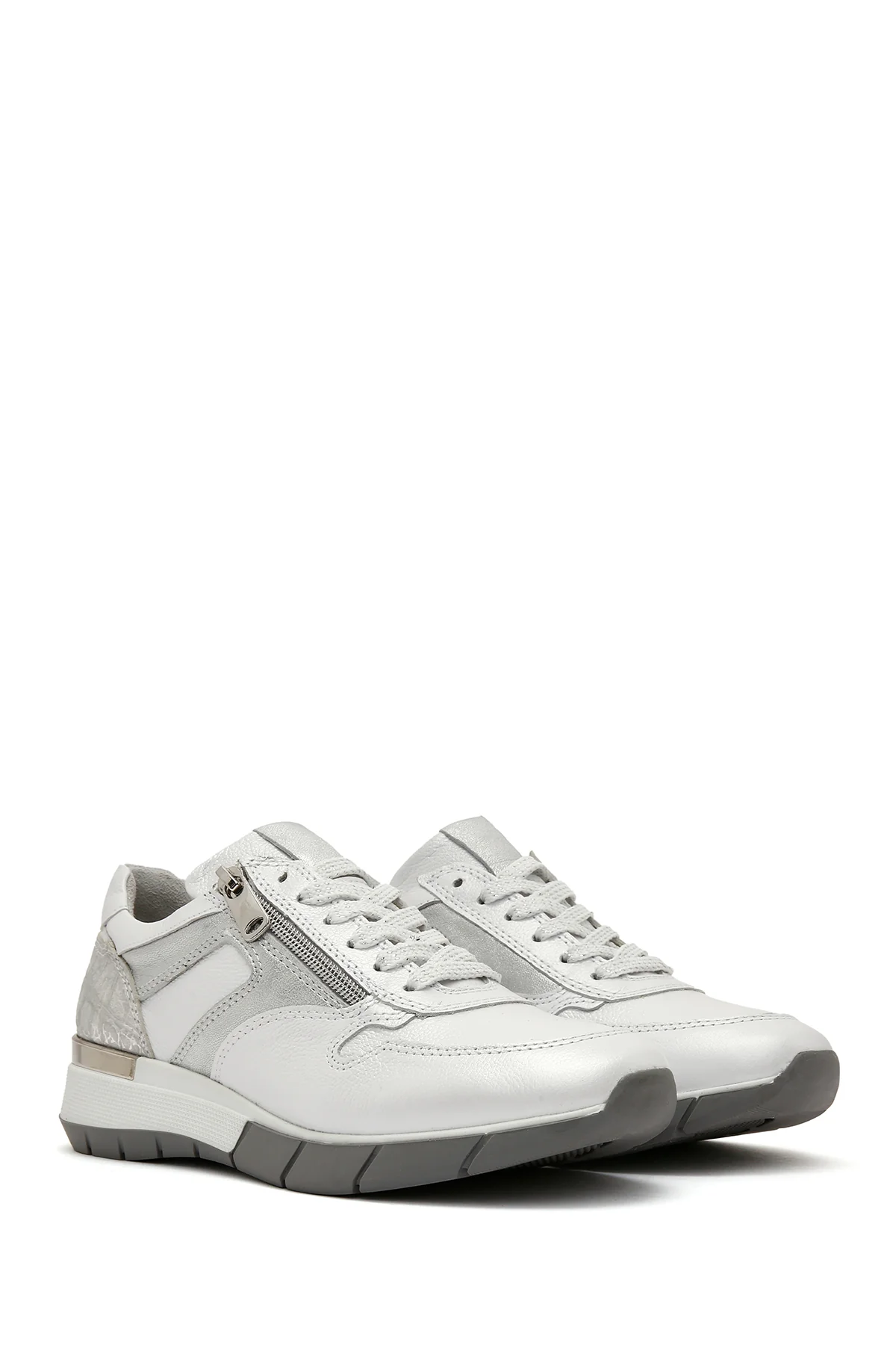 Kadın Beyaz Bağcıklı Yandan Fermuarlı Deri Sneaker - Image 3