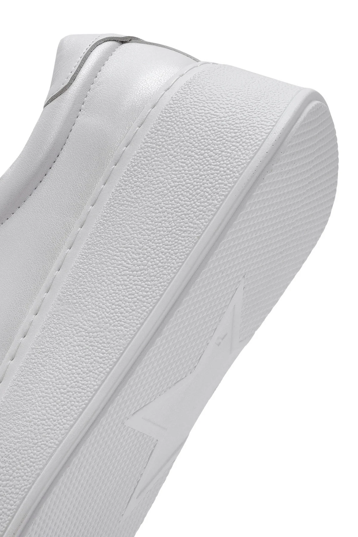 Kadın Beyaz Kalın Tabanlı Yandan Fermuarlı Bağcıklı Deri Sneaker - Image 8