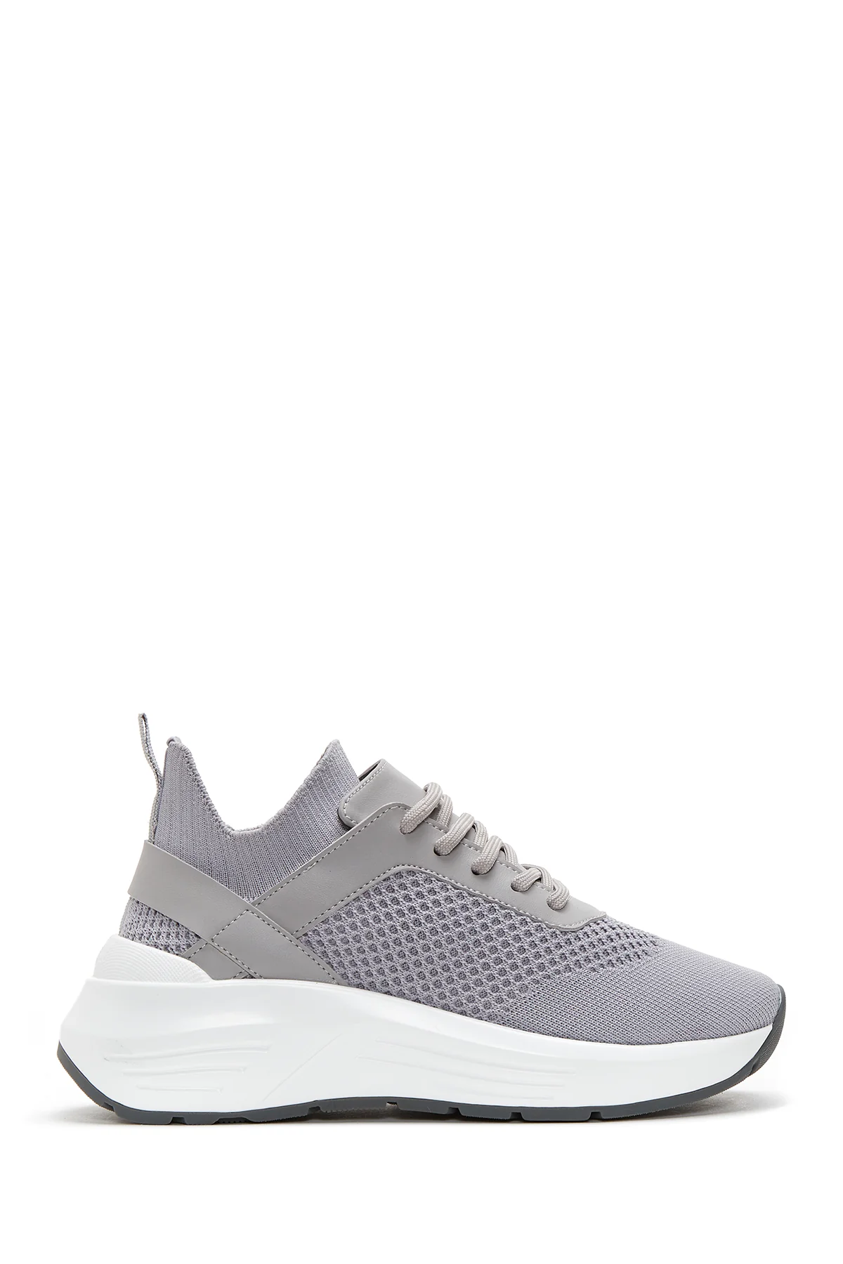 Kadın Gri Kalın Tabanlı Kumaş Sneaker