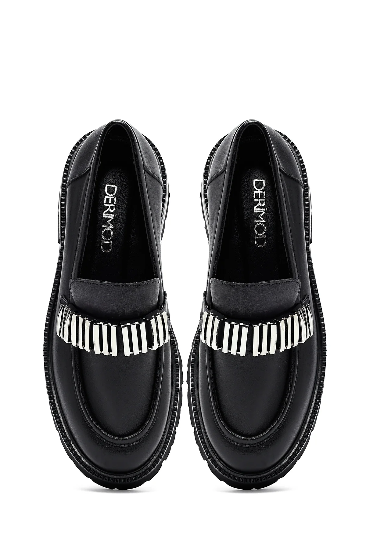 Kadın Siyah Aksesuarlı Deri Maskülen Loafer - Image 7