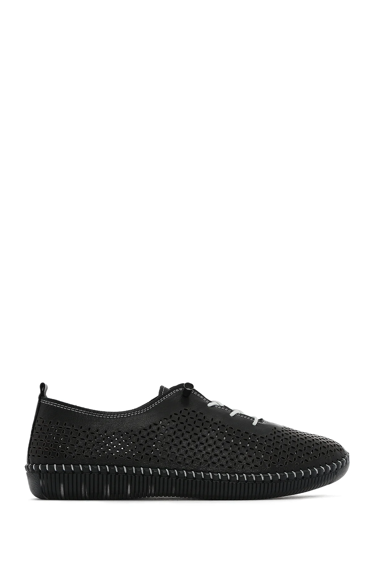 Kadın Siyah Bağcıklı Deri Comfort Loafer