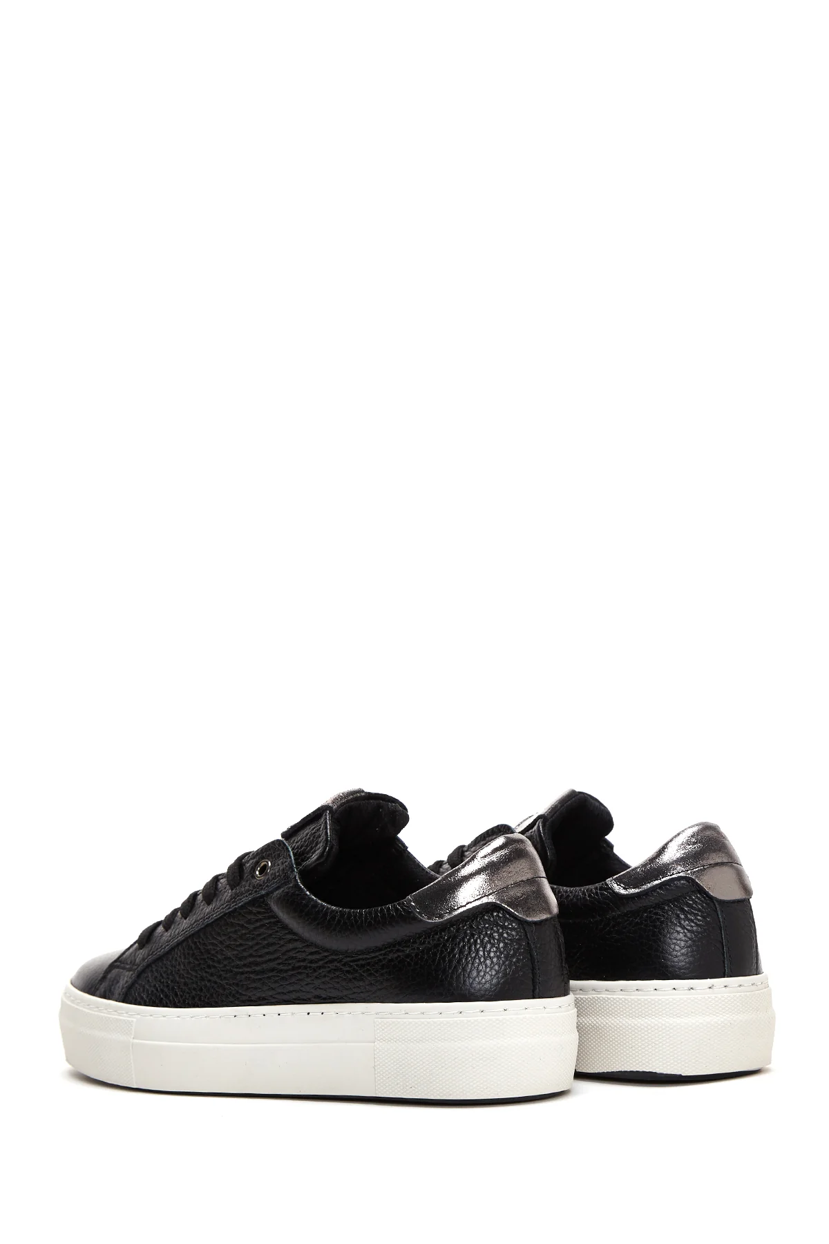 Kadın Siyah Bağcıklı Deri Sneaker - Image 5