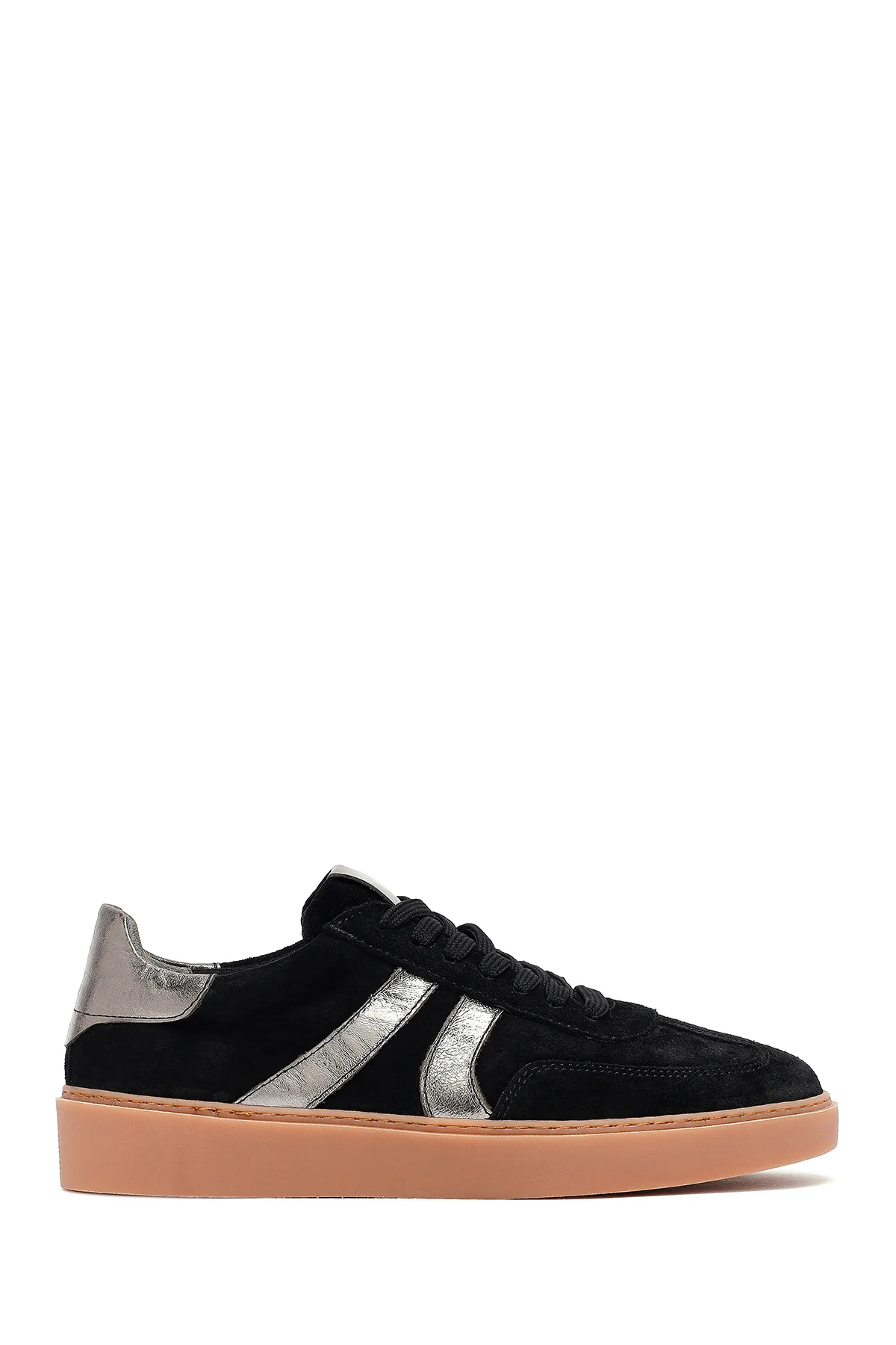 Kadın Siyah Bağcıklı Süet Deri Sneaker