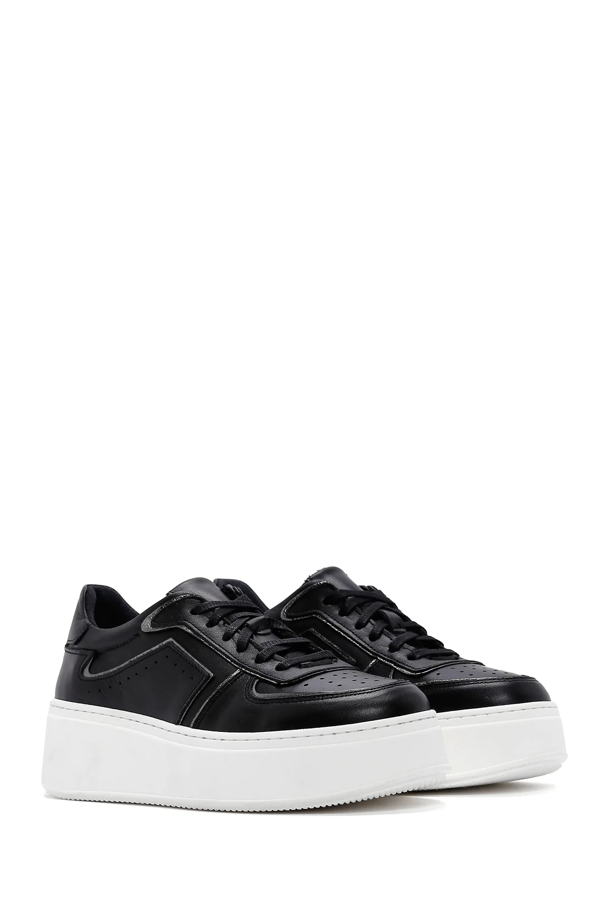 Kadın Siyah Deri Kalın Tabanlı Sneaker - Image 3