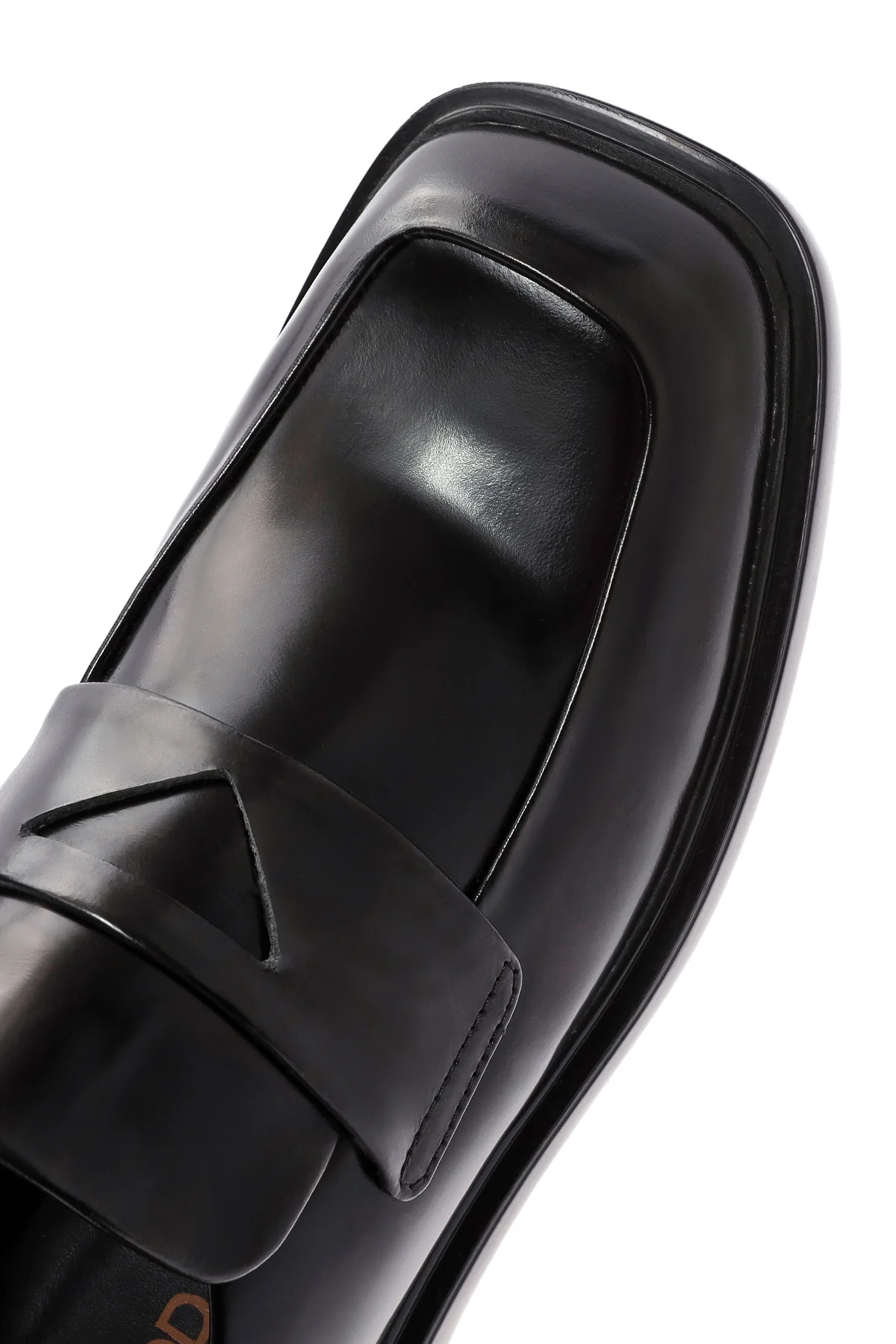 Kadın Siyah Deri Maskülen Loafer - Image 9