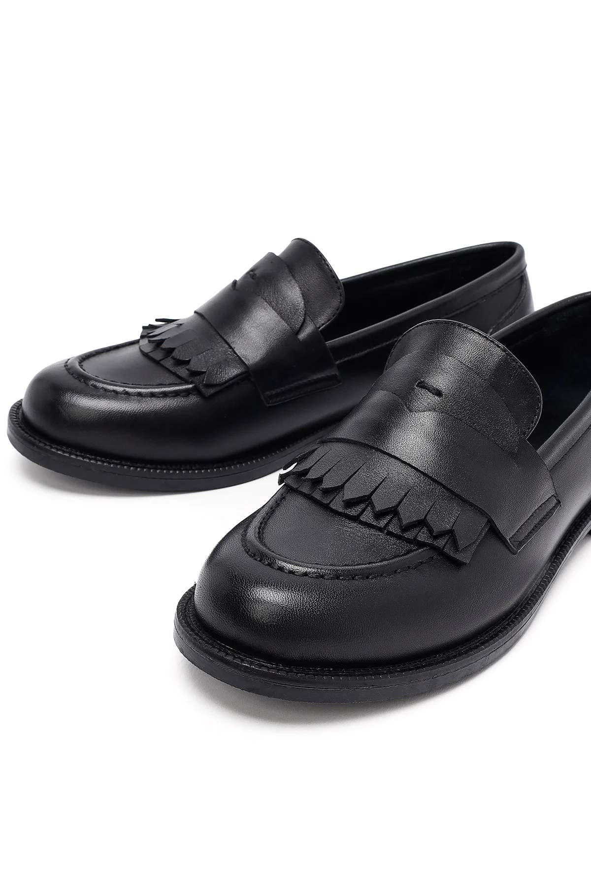 Kadın Siyah Deri Maskülen Loafer - Image 9