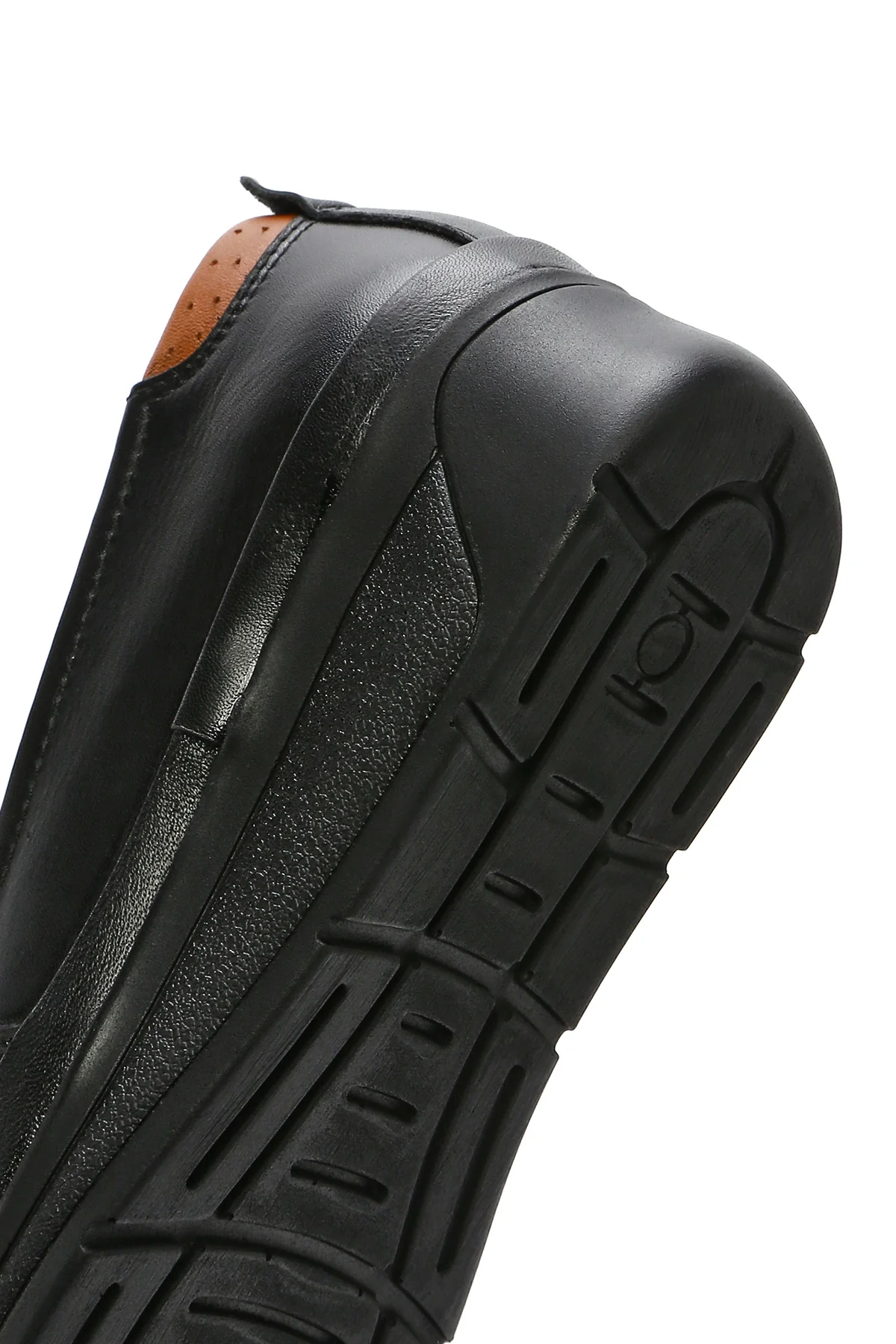 Kadın Siyah Dolgu Topuklu Deri Comfort Loafer - Image 9