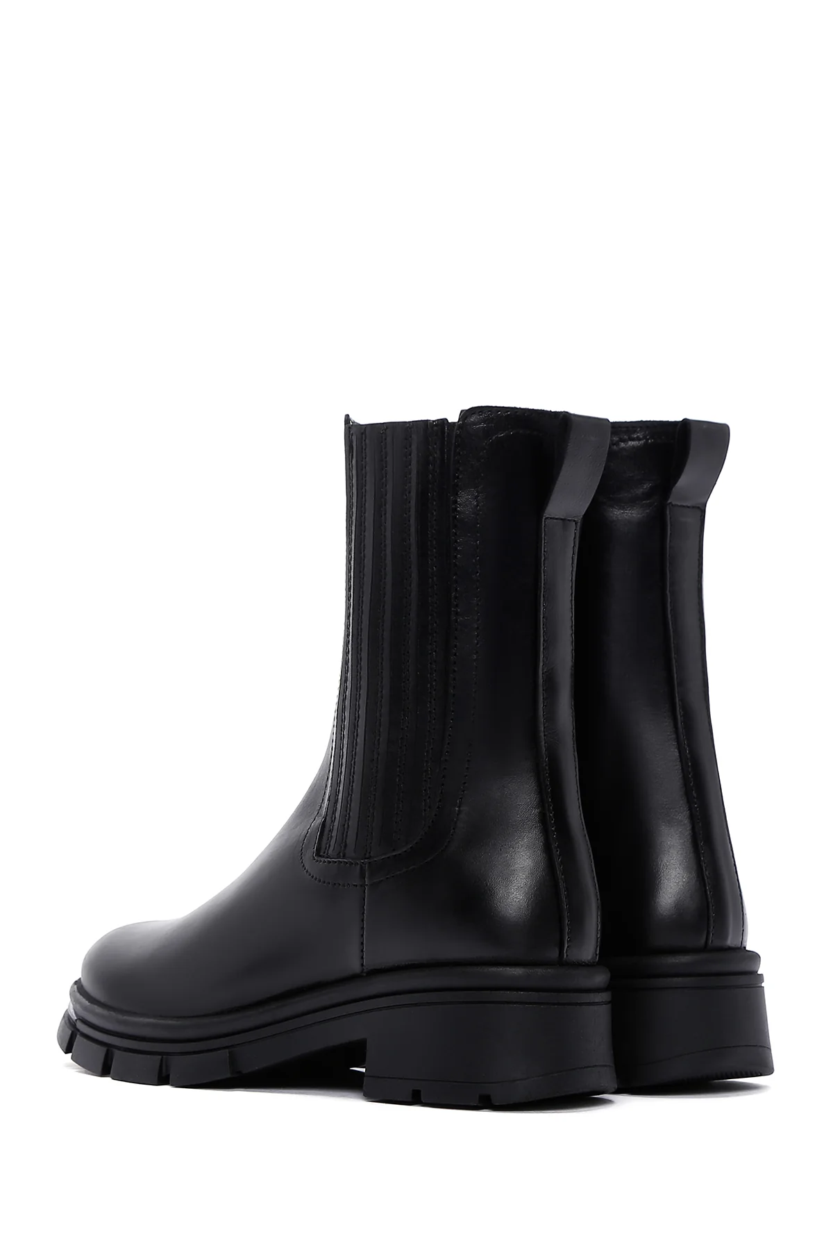 Kadın Siyah Fermuarlı Kalın Tabanlı Deri Bot - Image 6