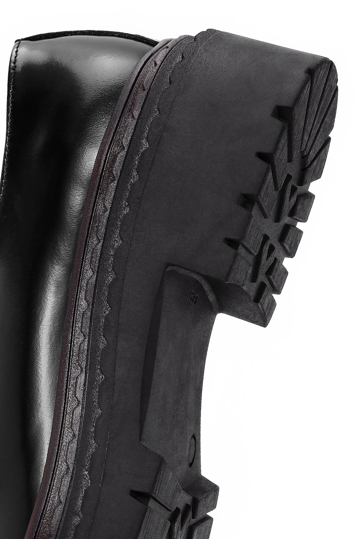 Kadın Siyah Kalın Tabanlı Deri Maskülen Loafer - Image 10