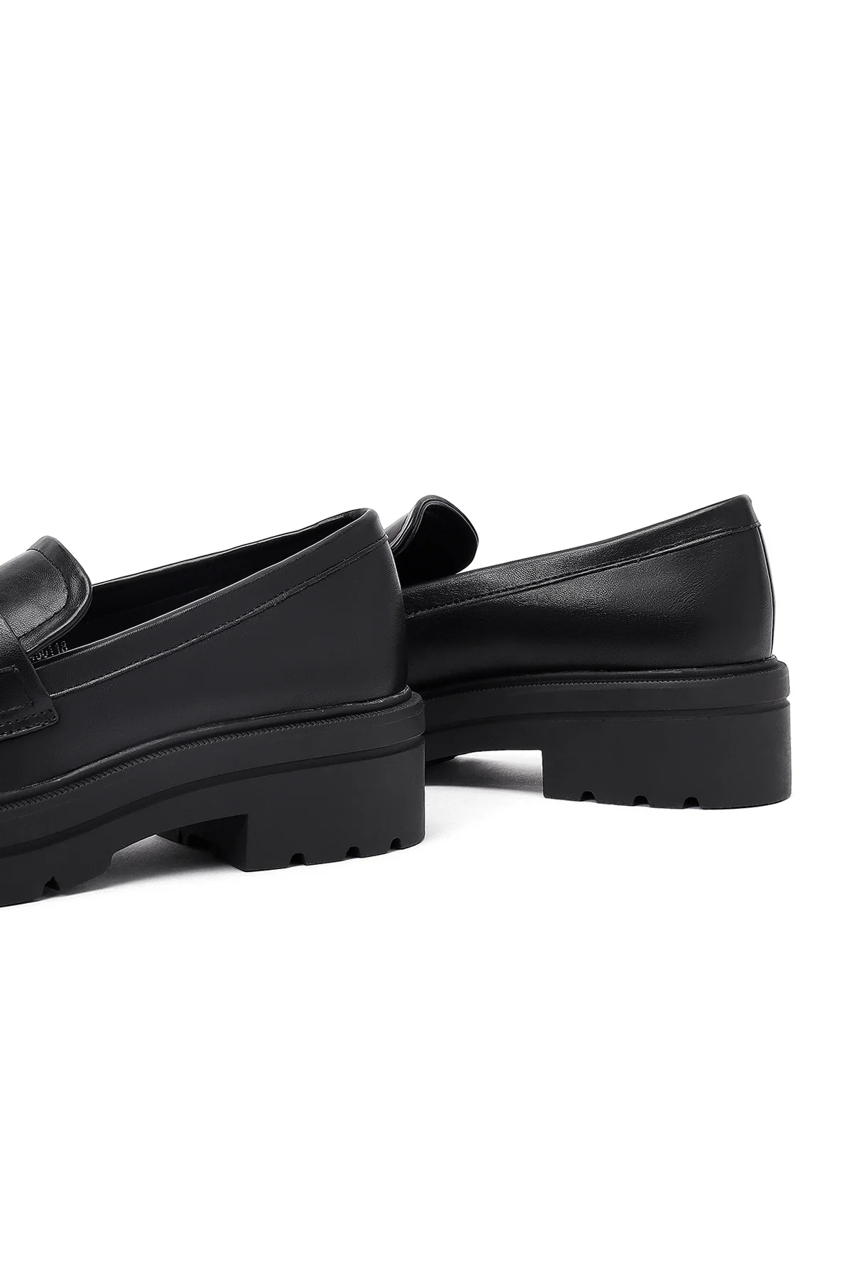 Kadın Siyah Kalın Tabanlı Maskülen Loafer - Image 11