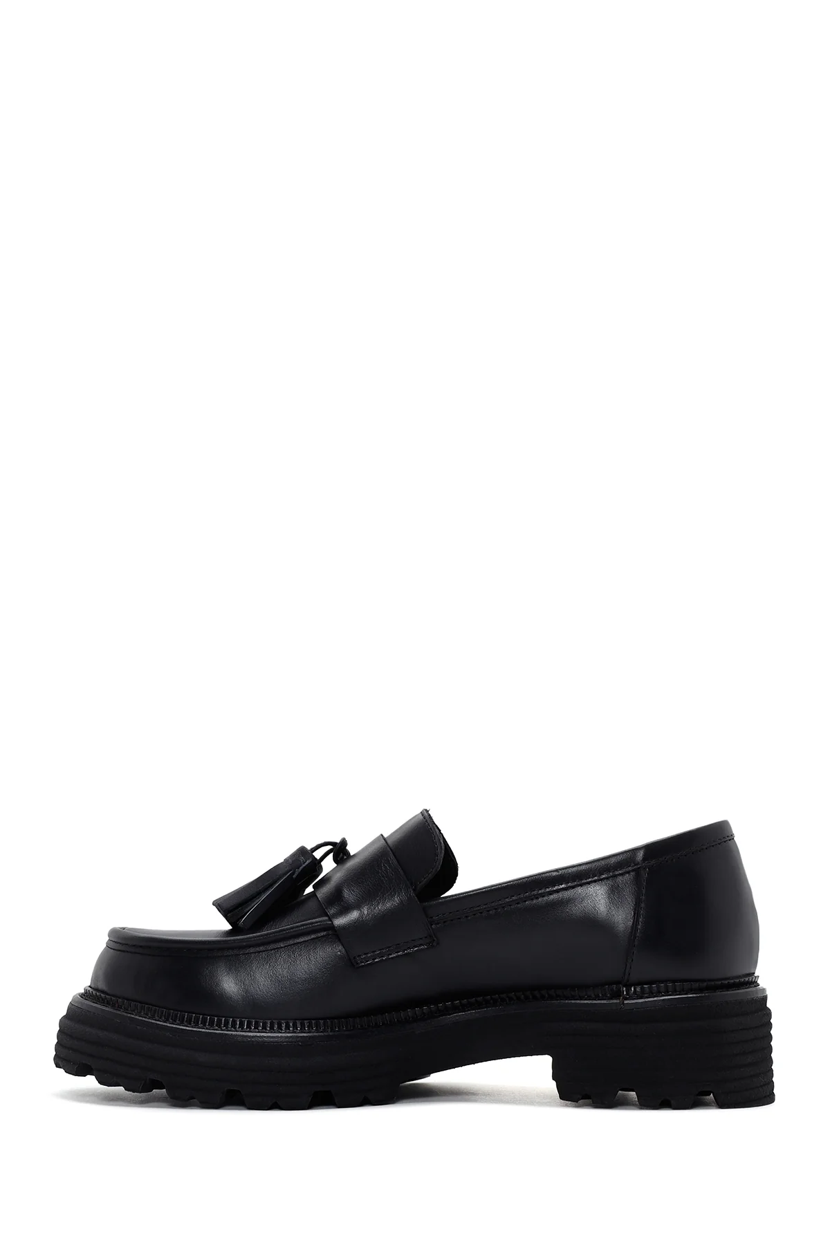 Kadın Siyah Kalın Tabanlı Püsküllü Casual Deri Loafer - Image 2