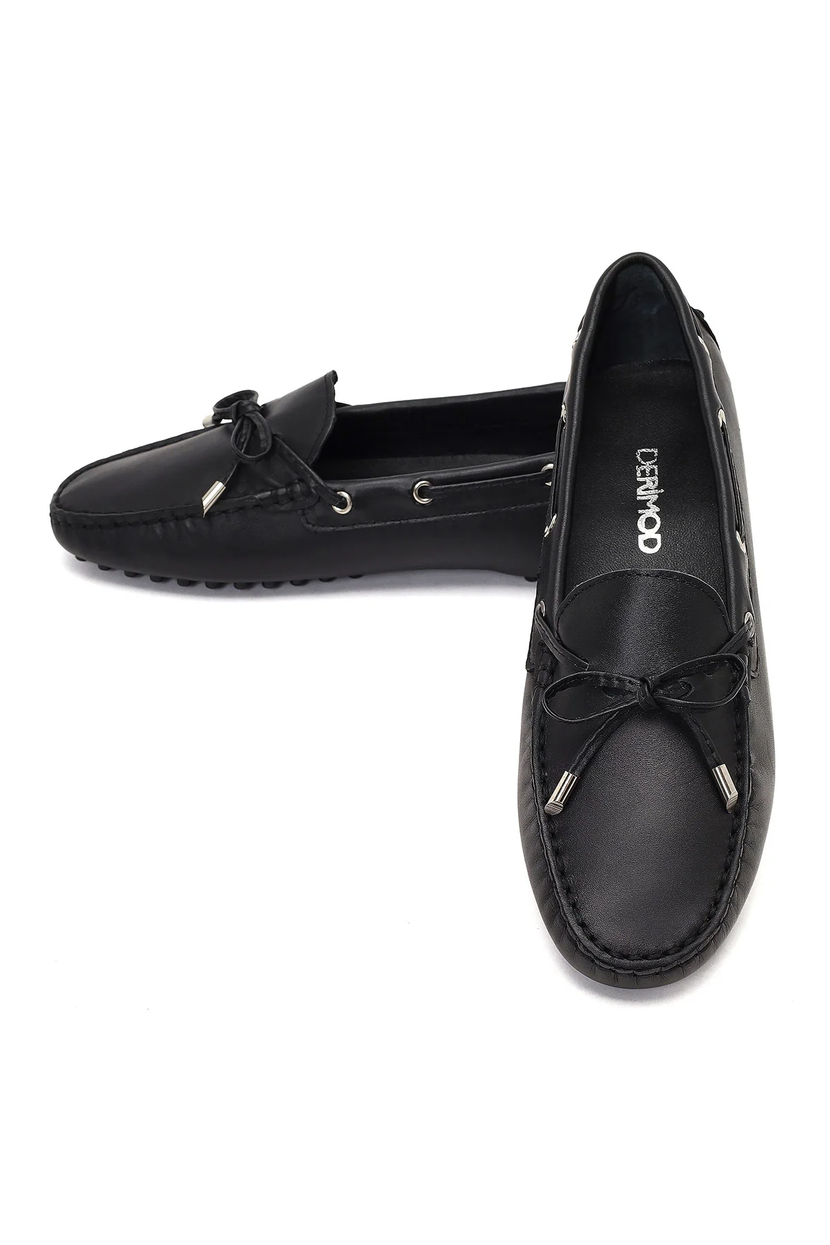 Kadın Siyah Püsküllü Deri Loafer - Image 10